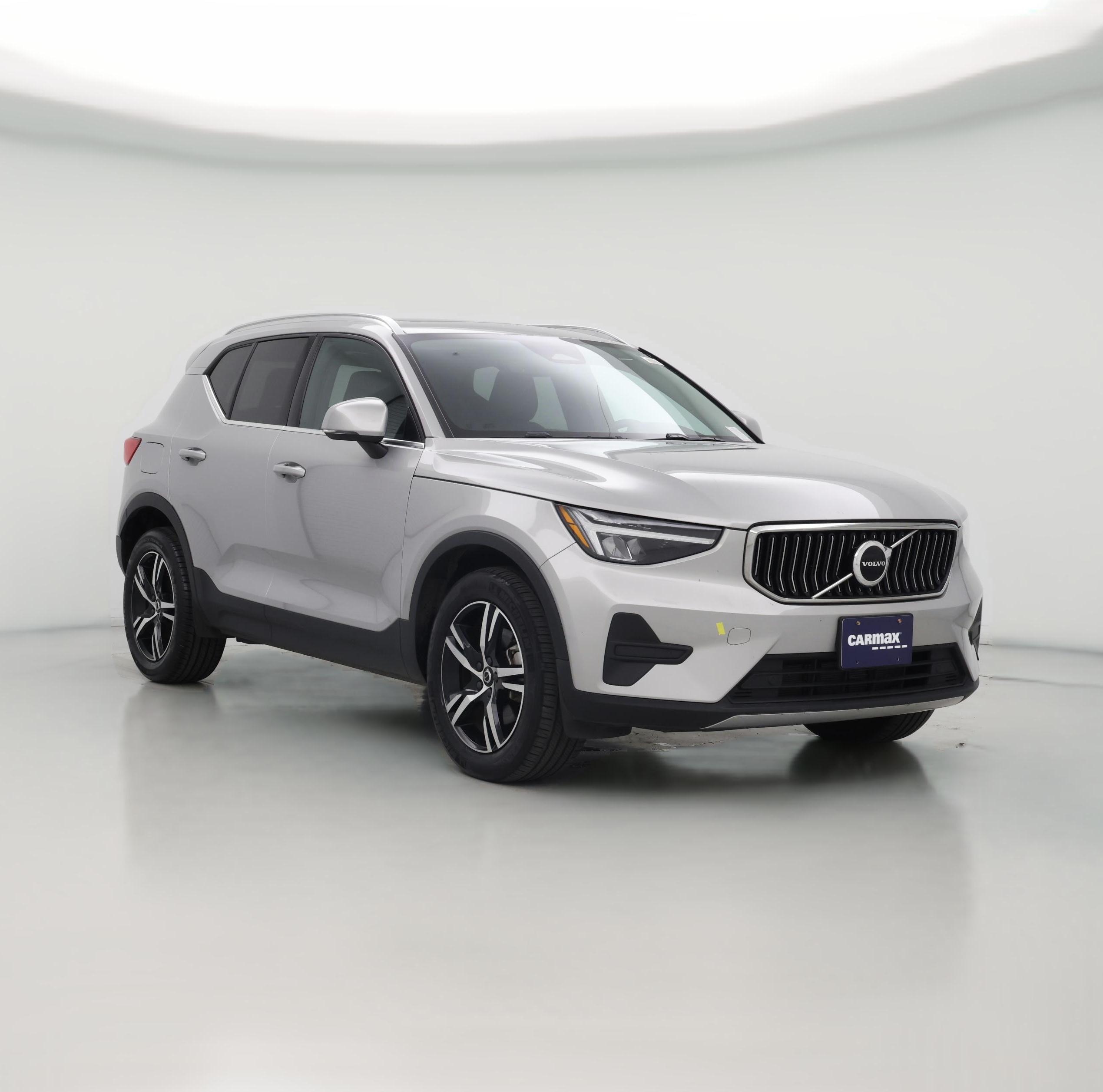 Thumbnail: 2024 Volvo XC40 - 1