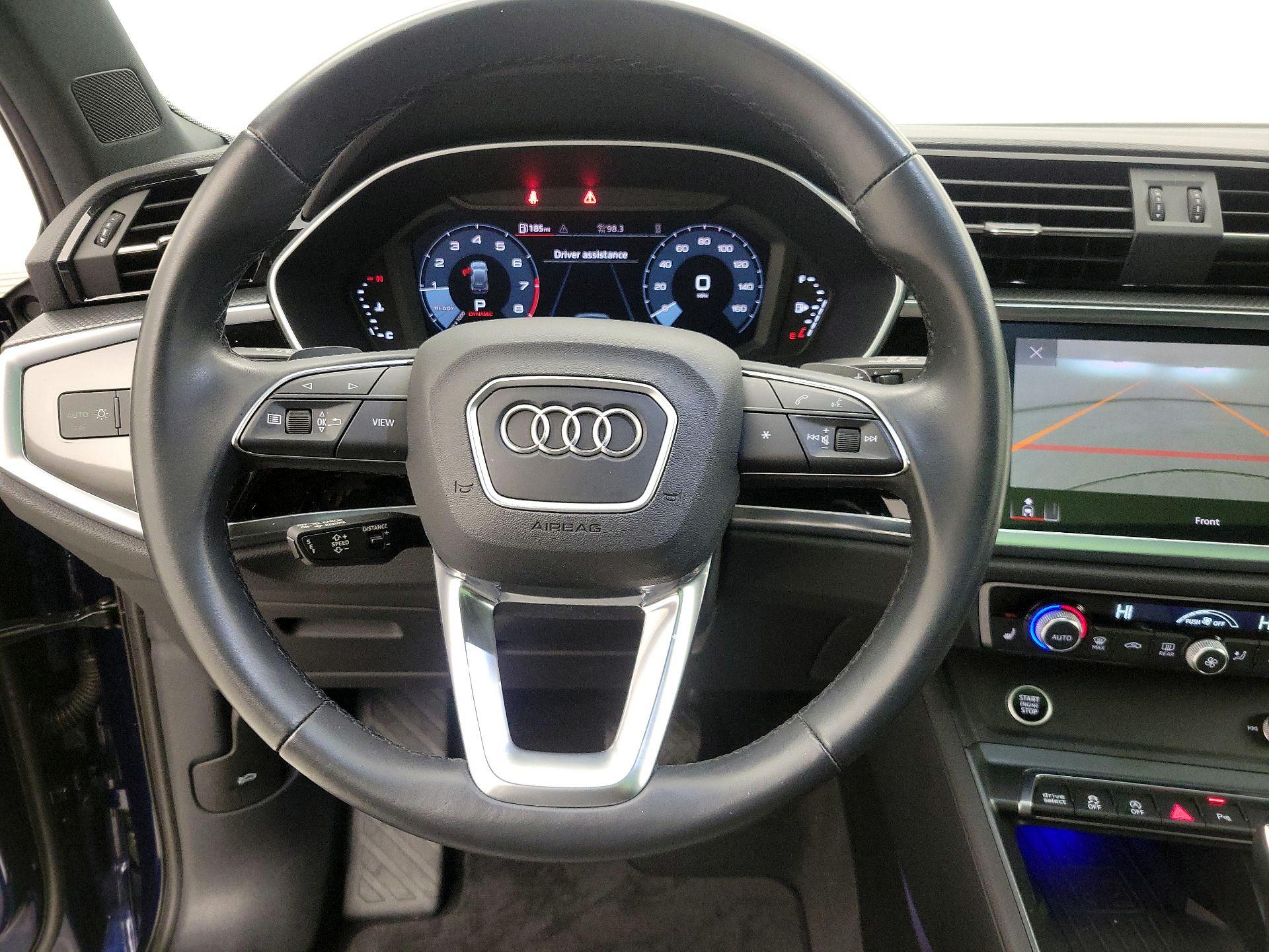 Thumbnail: 2023 Audi Q3 - 10