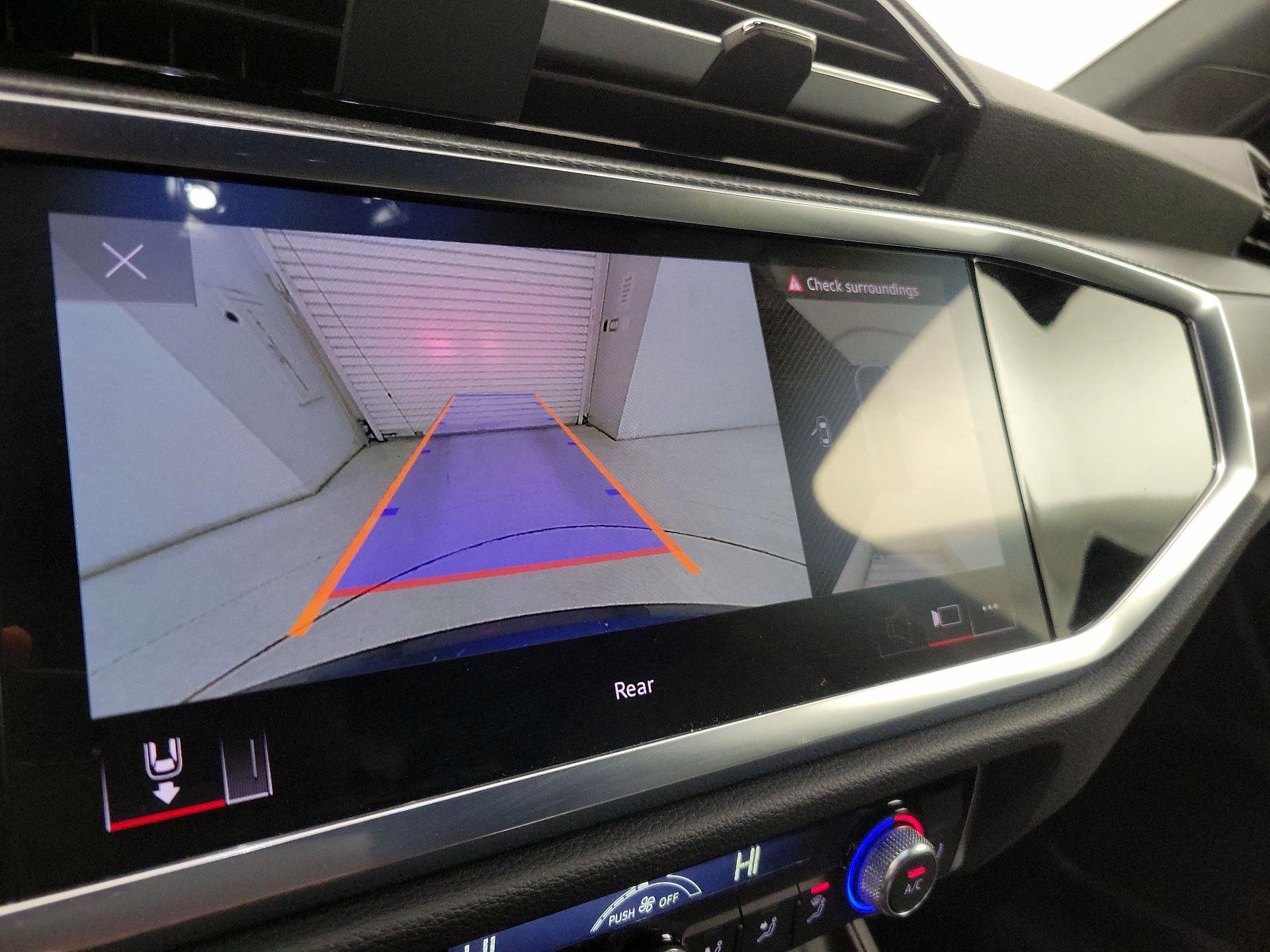 Thumbnail: 2023 Audi Q3 - 14