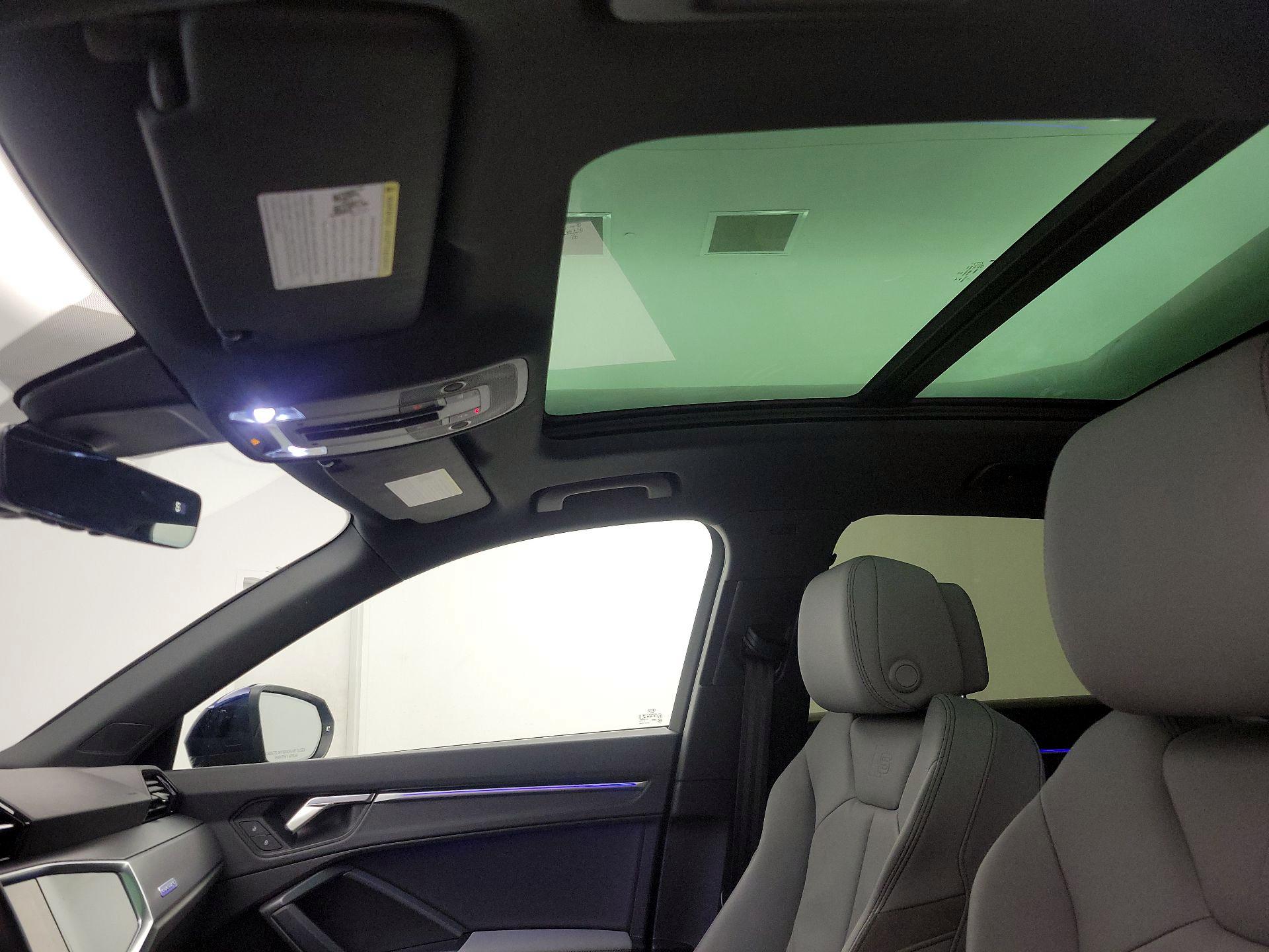 Thumbnail: 2023 Audi Q3 - 18