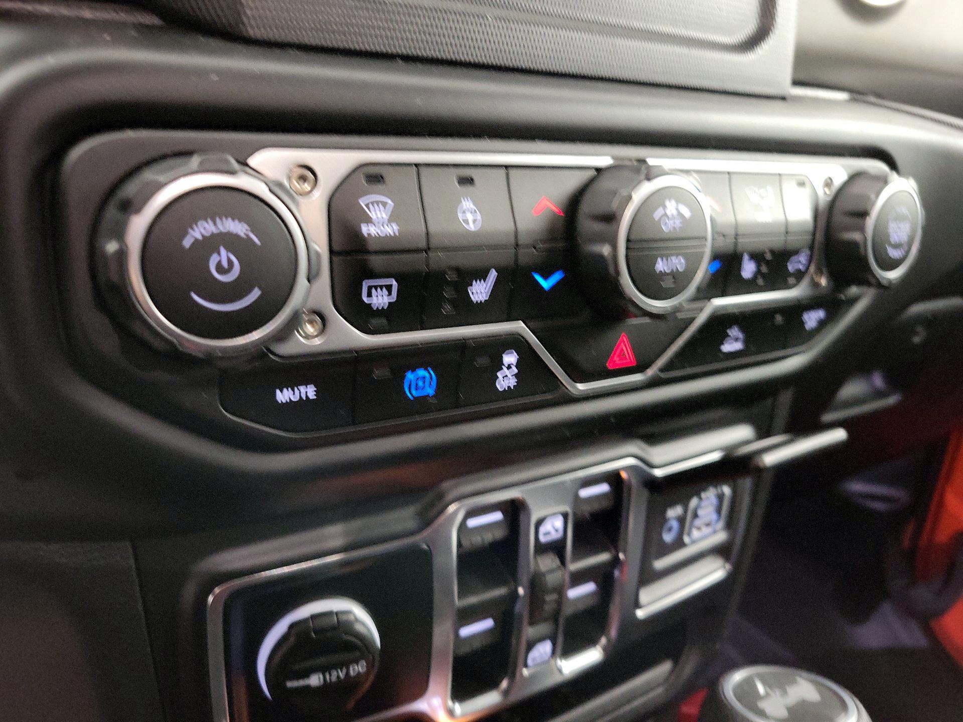 Thumbnail: 2023 Jeep Wrangler - 16