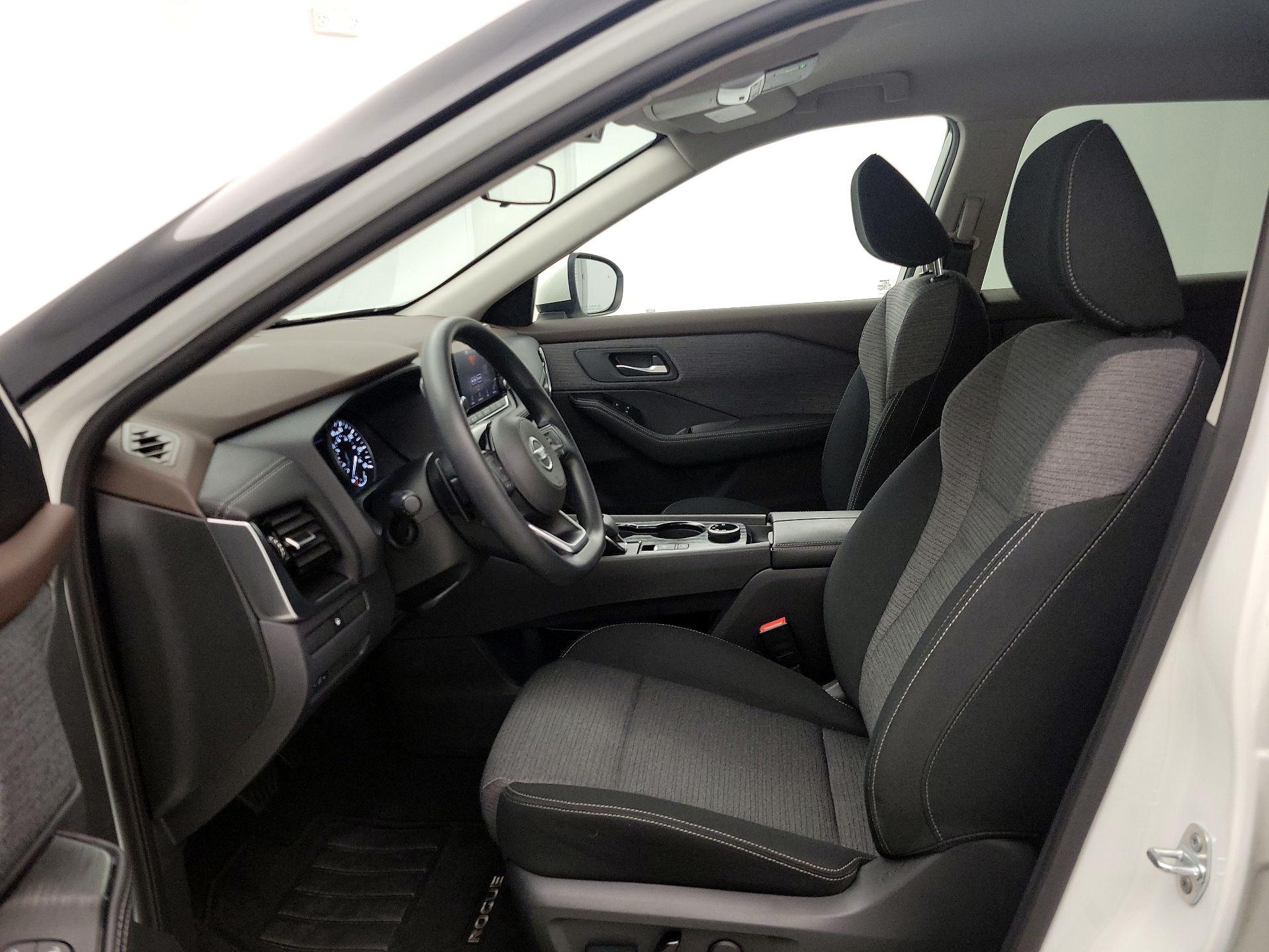 Thumbnail: 2021 Nissan Rogue - 11