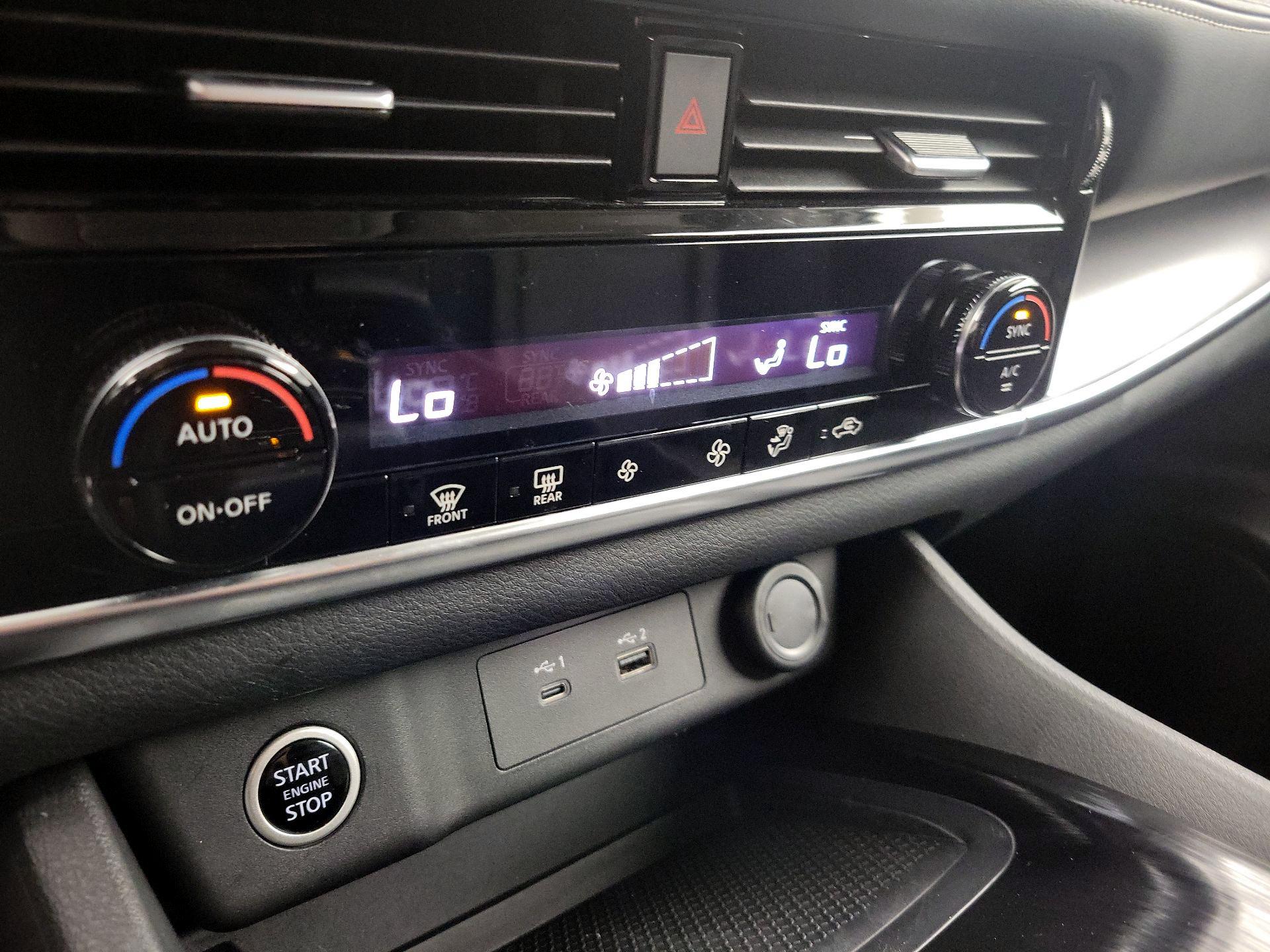 Thumbnail: 2021 Nissan Rogue - 16