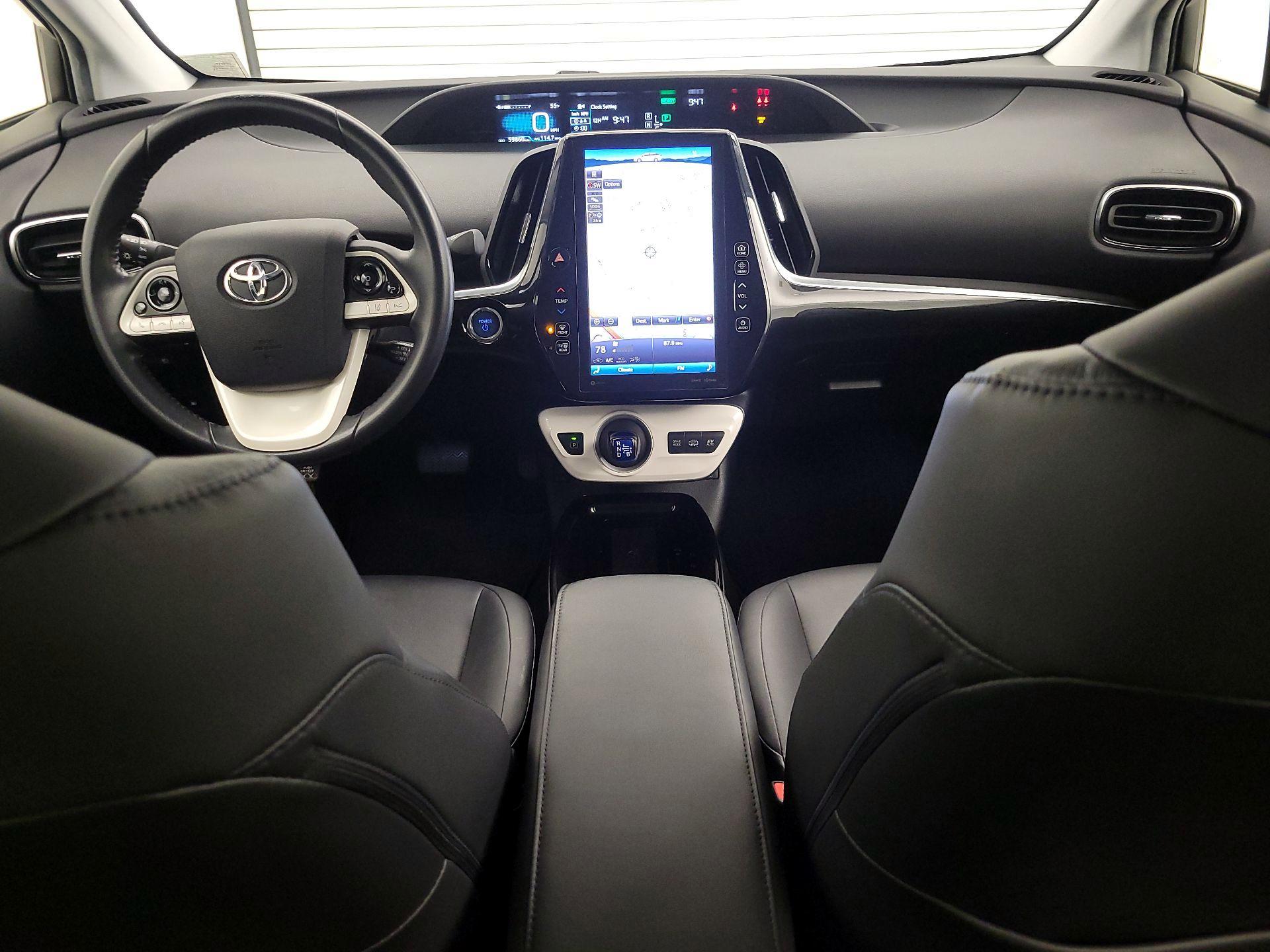 Thumbnail: 2017 Toyota Prius Prime - 9