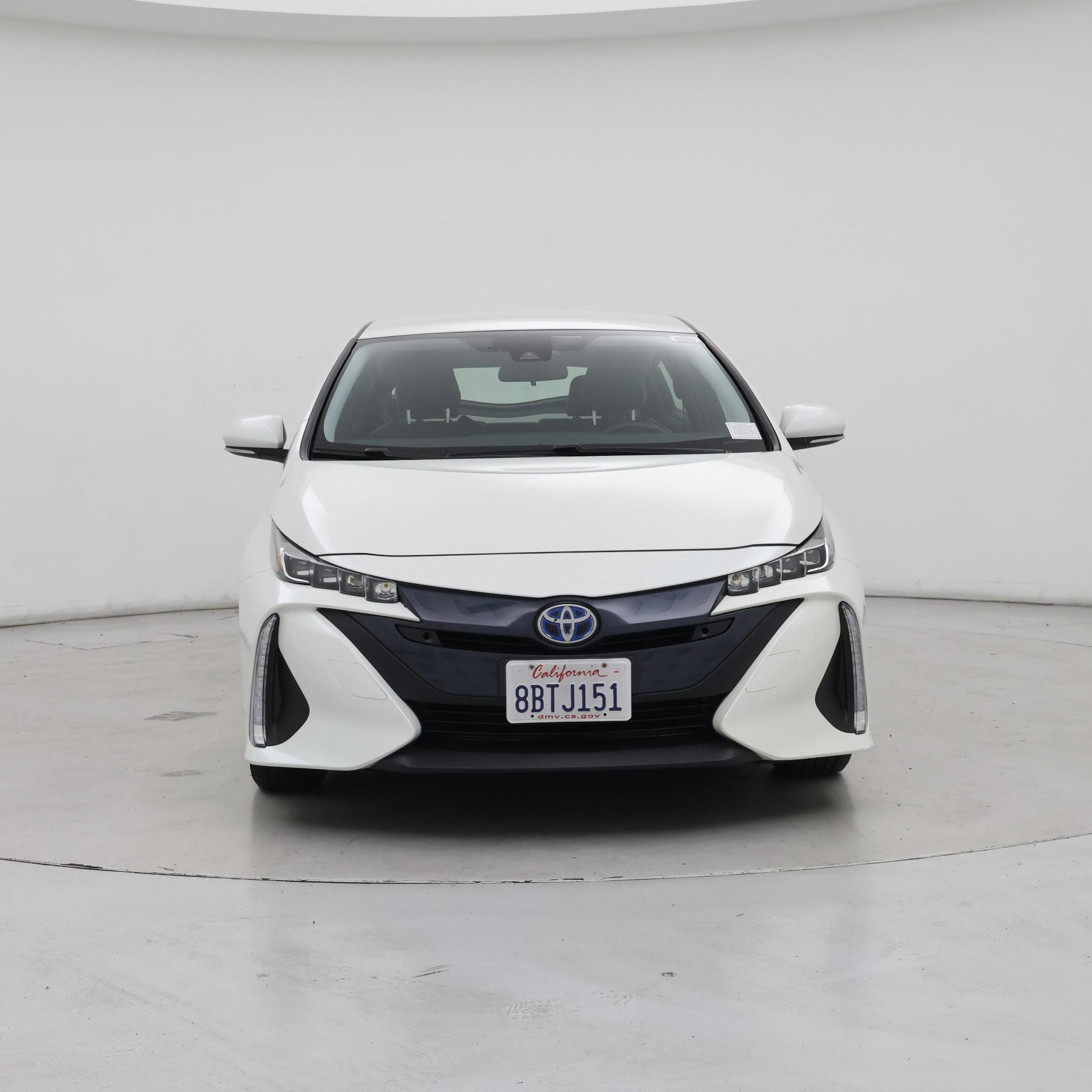Thumbnail: 2017 Toyota Prius Prime - 5