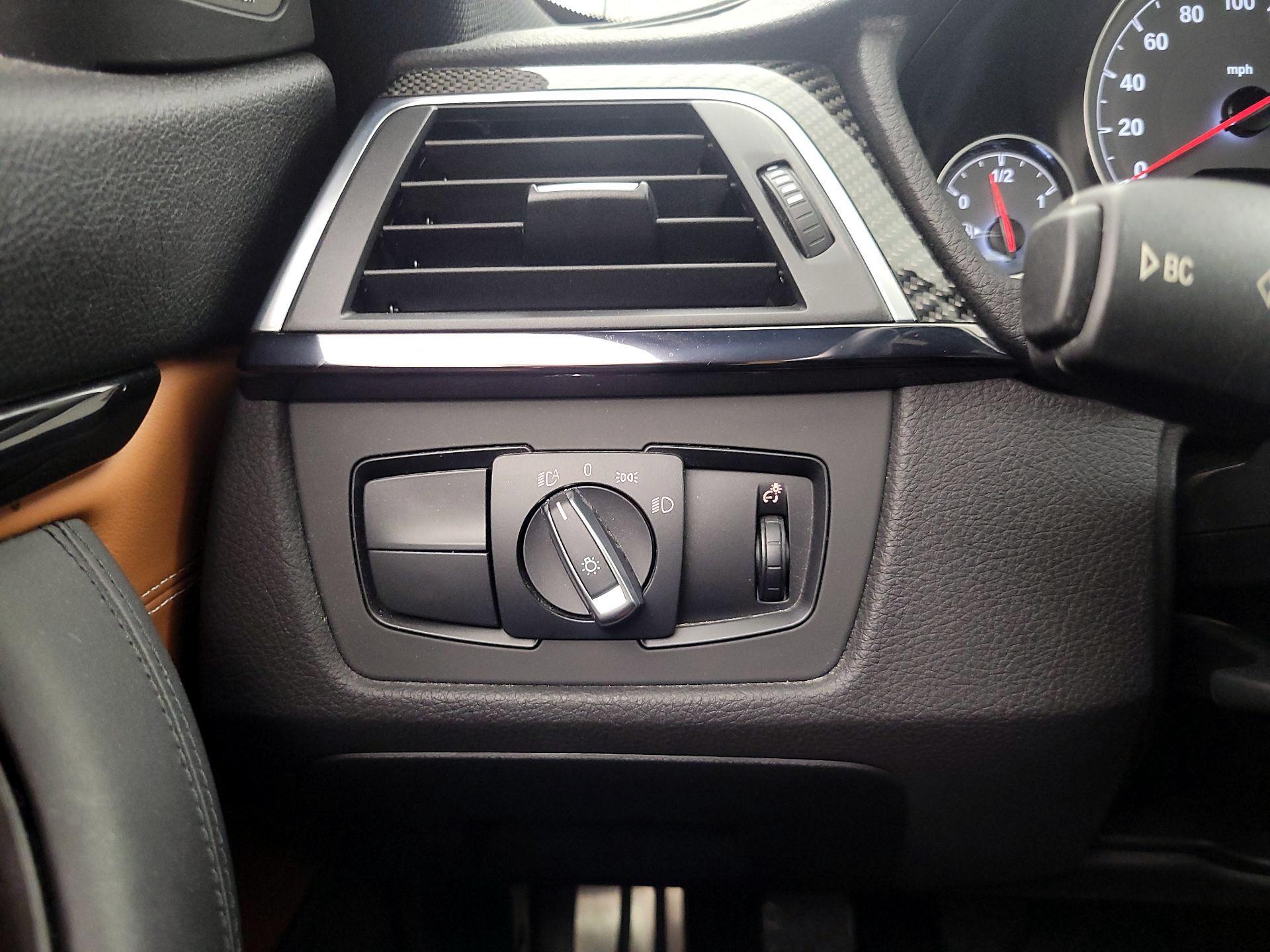 Thumbnail: 2016 BMW M4 - 13