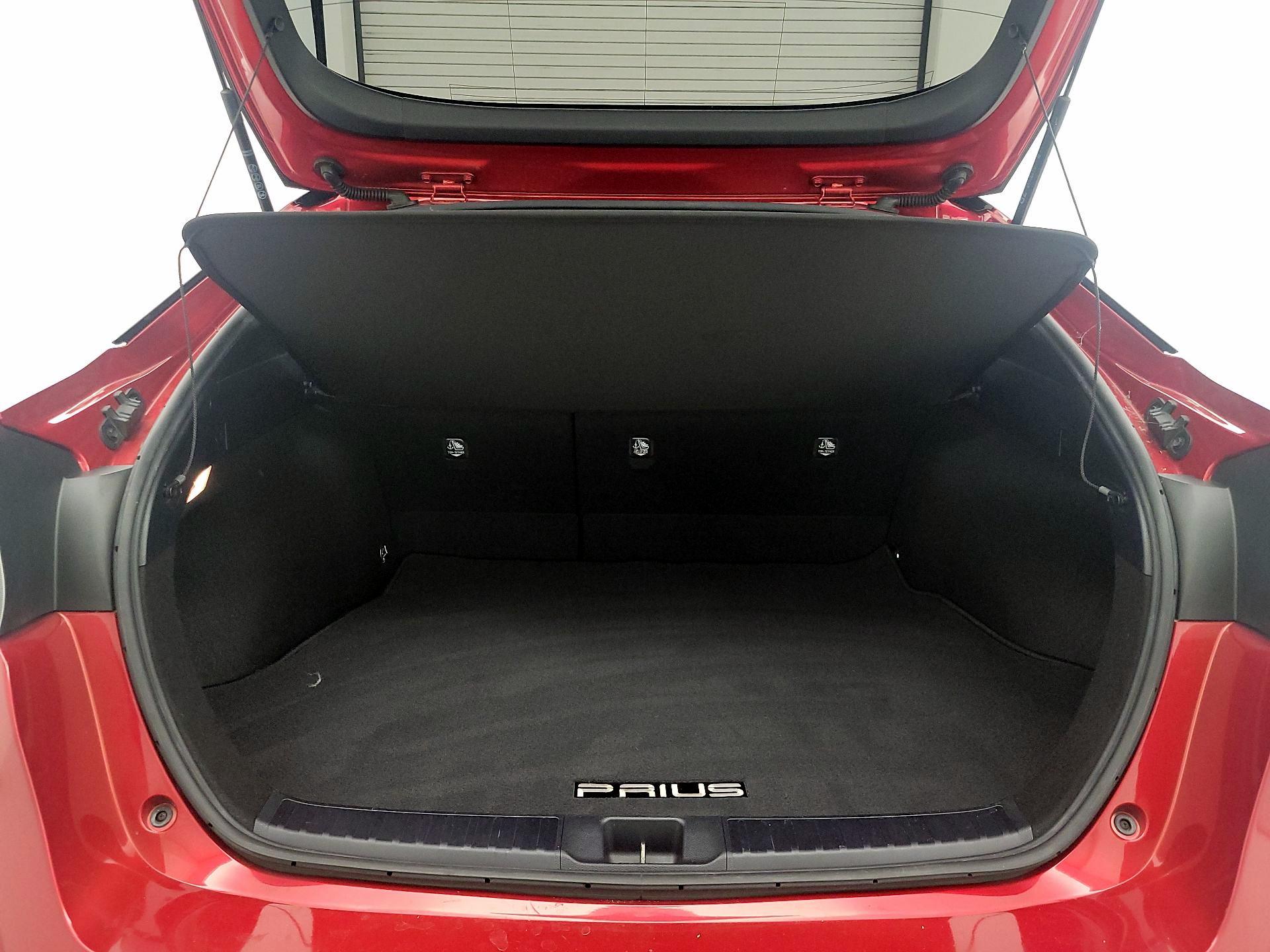 Thumbnail: 2017 Toyota Prius - 20