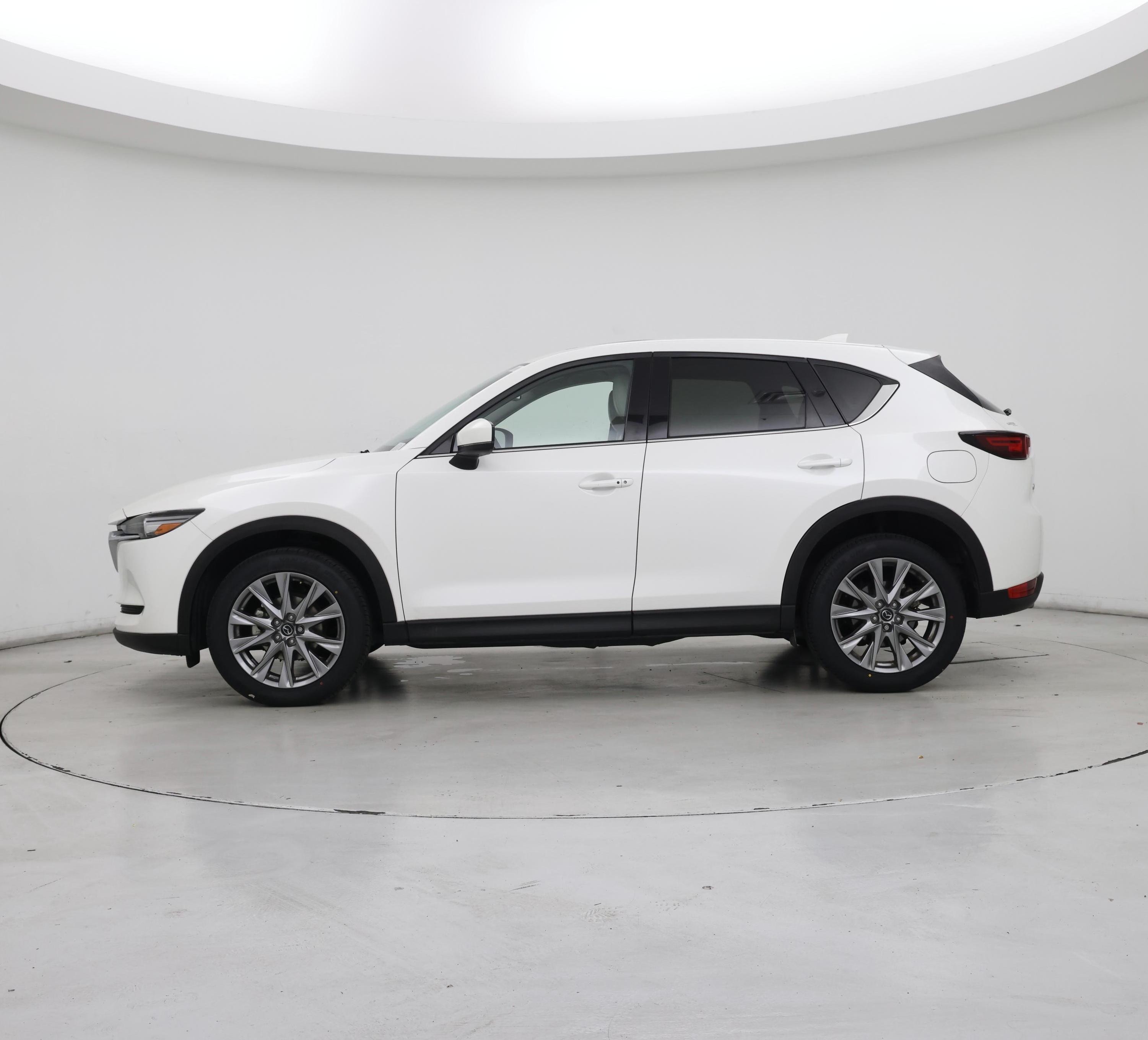 Thumbnail: 2021 Mazda CX-5 - 3
