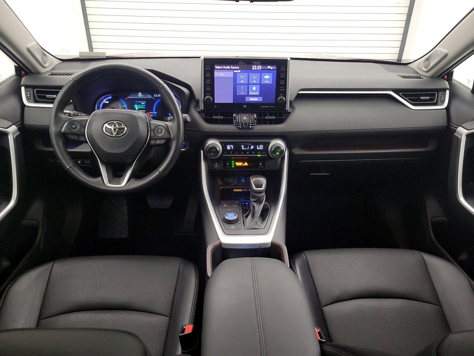 Thumbnail: 2022 Toyota RAV4 - 9