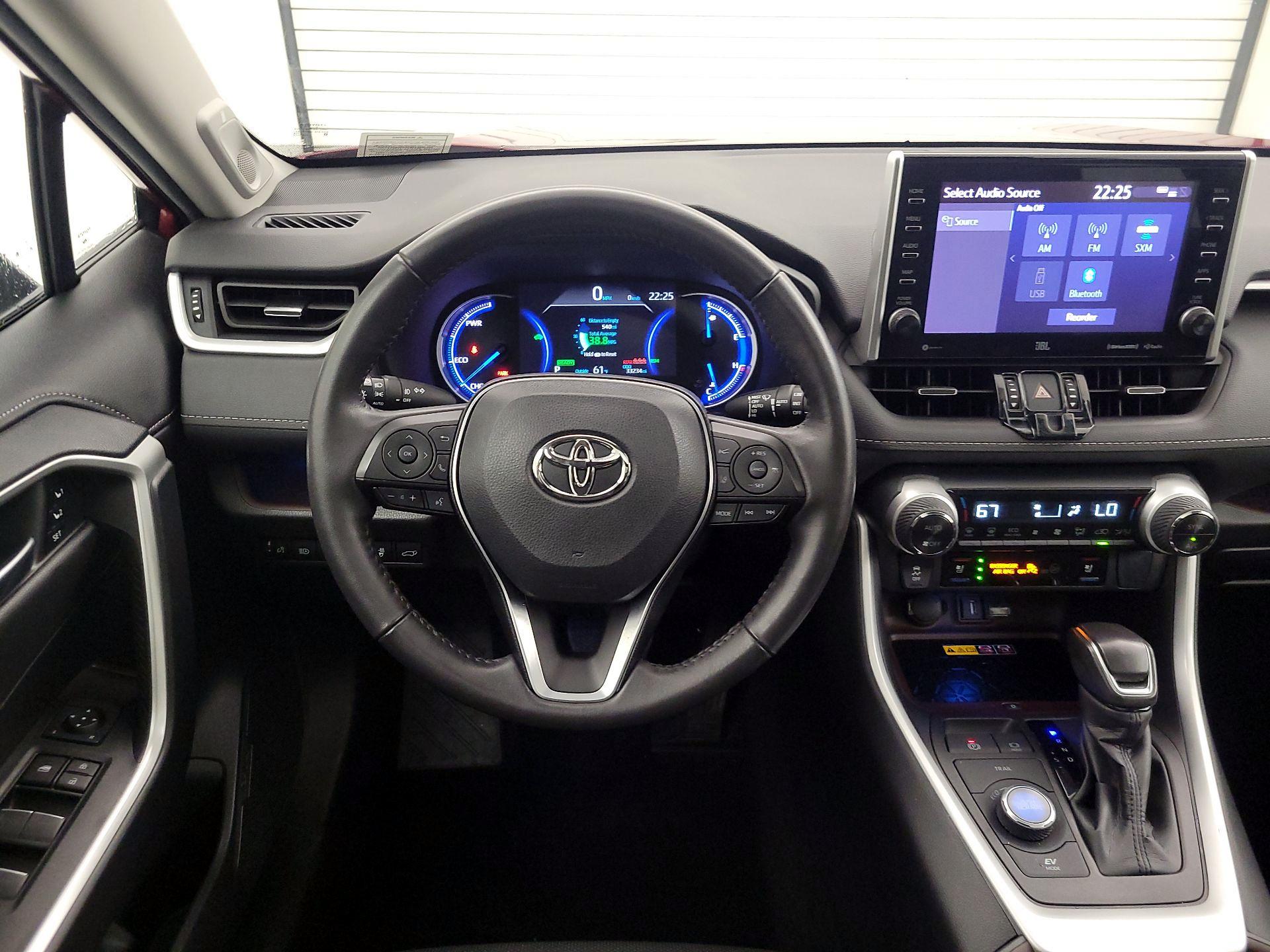 Thumbnail: 2022 Toyota RAV4 - 10