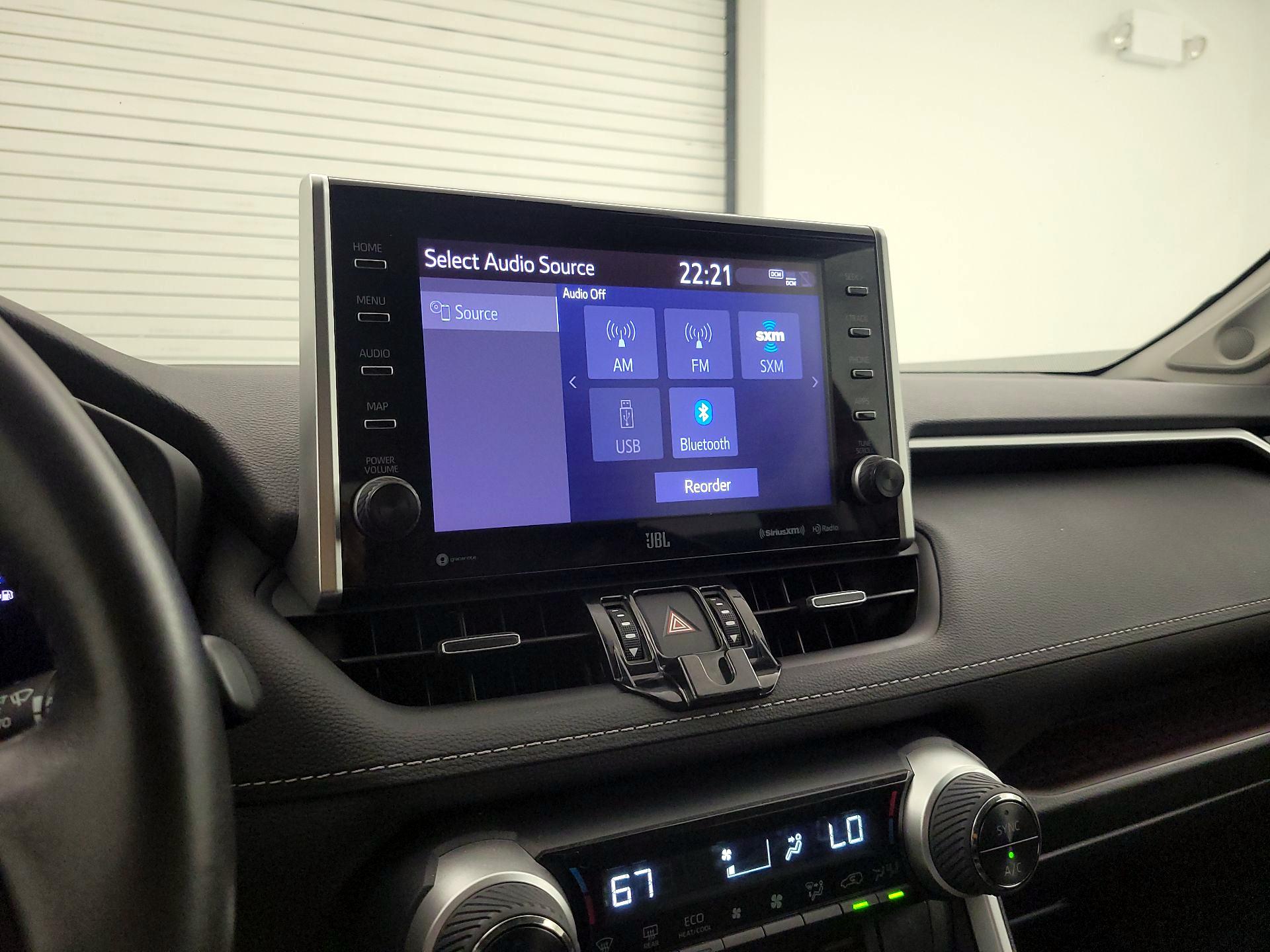 Thumbnail: 2022 Toyota RAV4 - 15