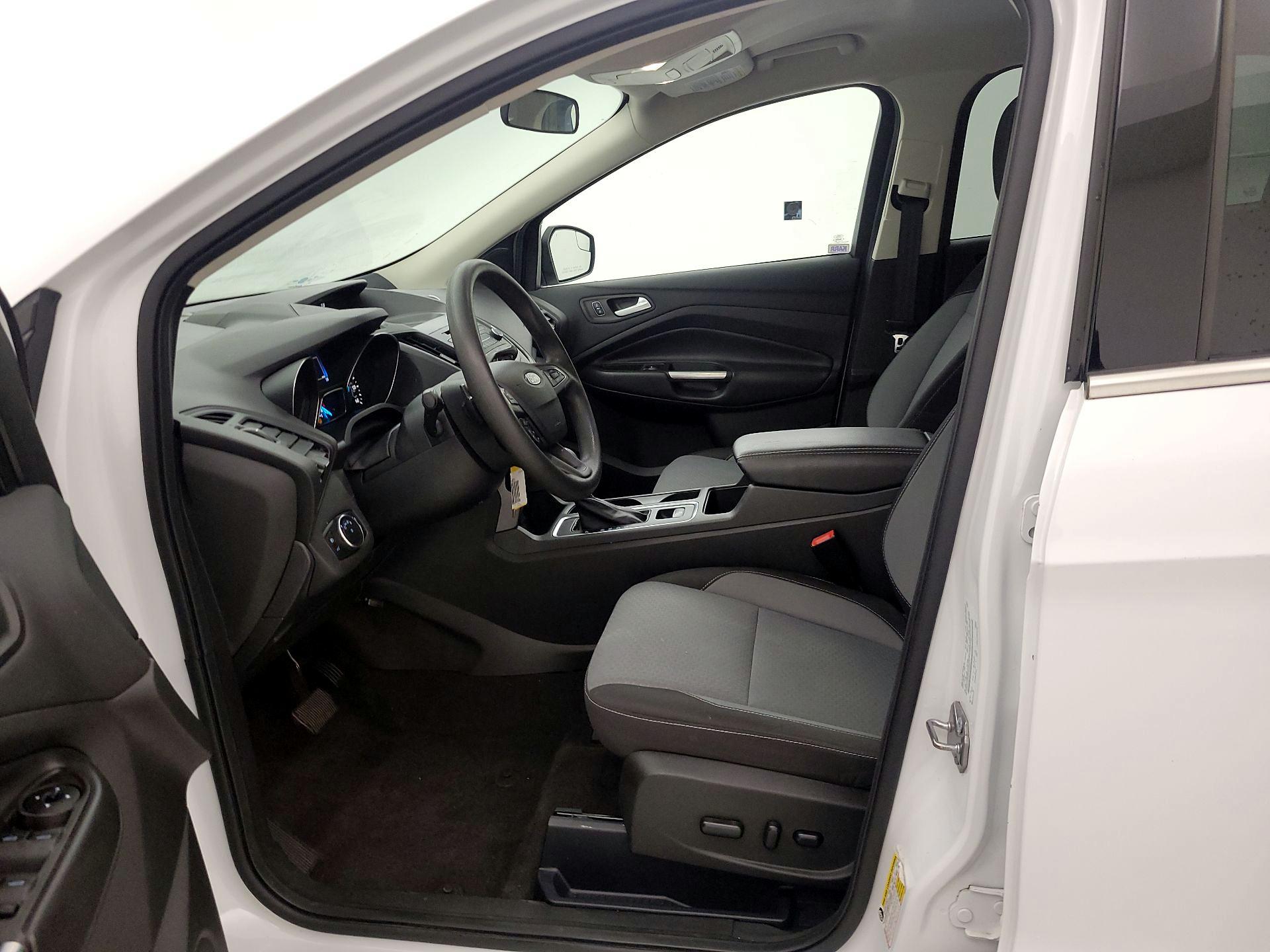 Thumbnail: 2017 Ford Escape - 11