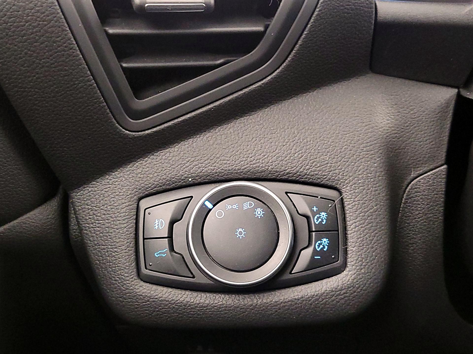 Thumbnail: 2017 Ford Escape - 13