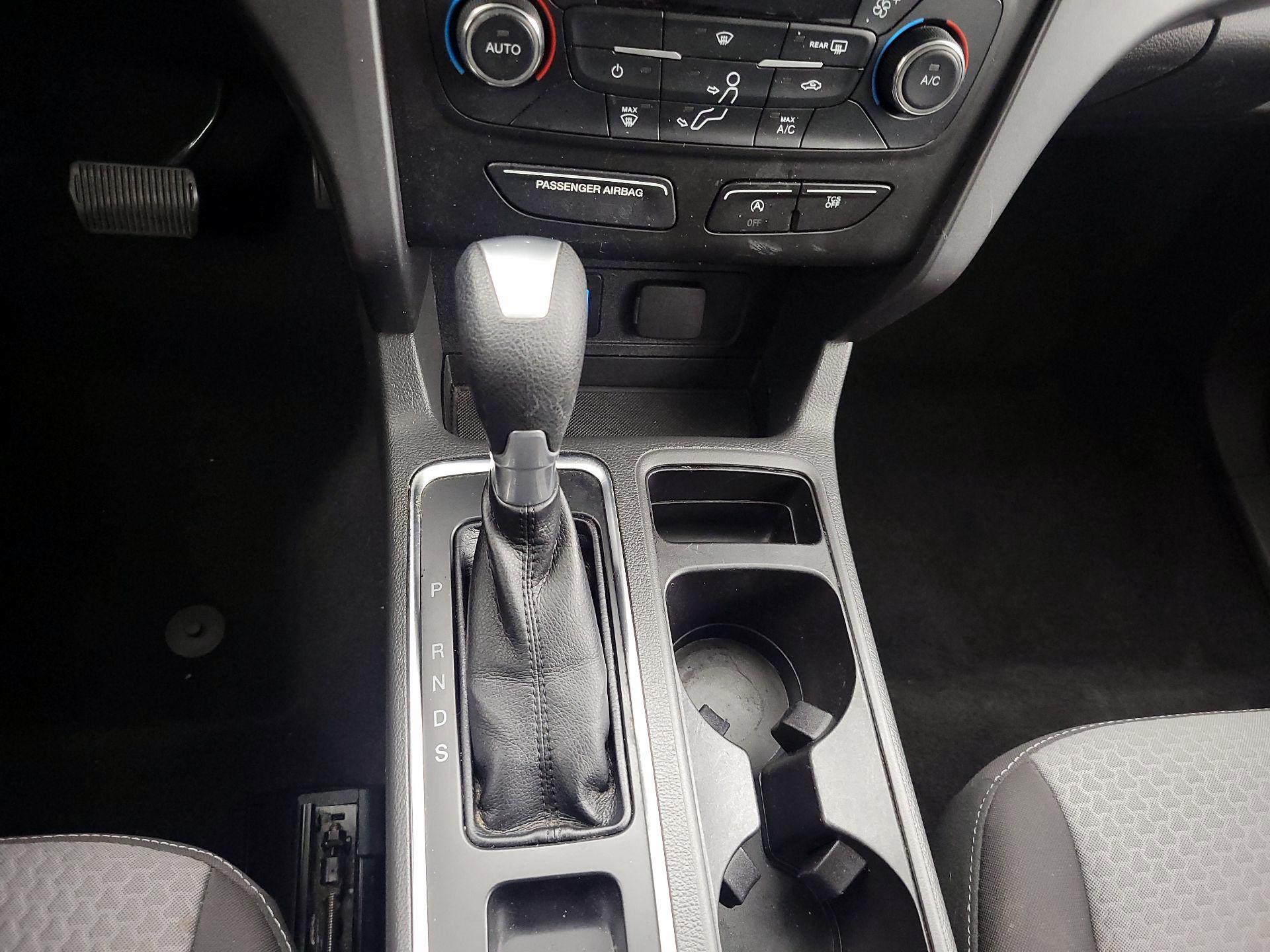 Thumbnail: 2017 Ford Escape - 17