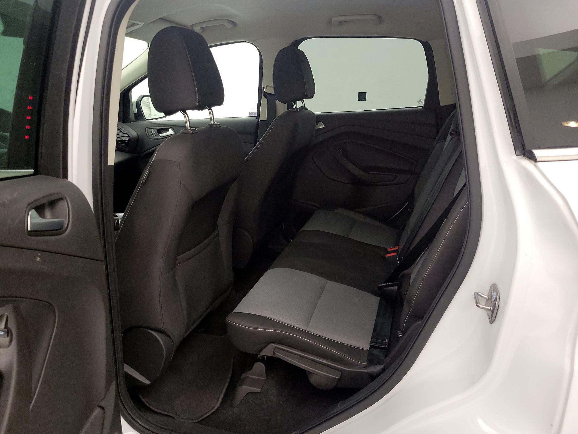 Thumbnail: 2017 Ford Escape - 19