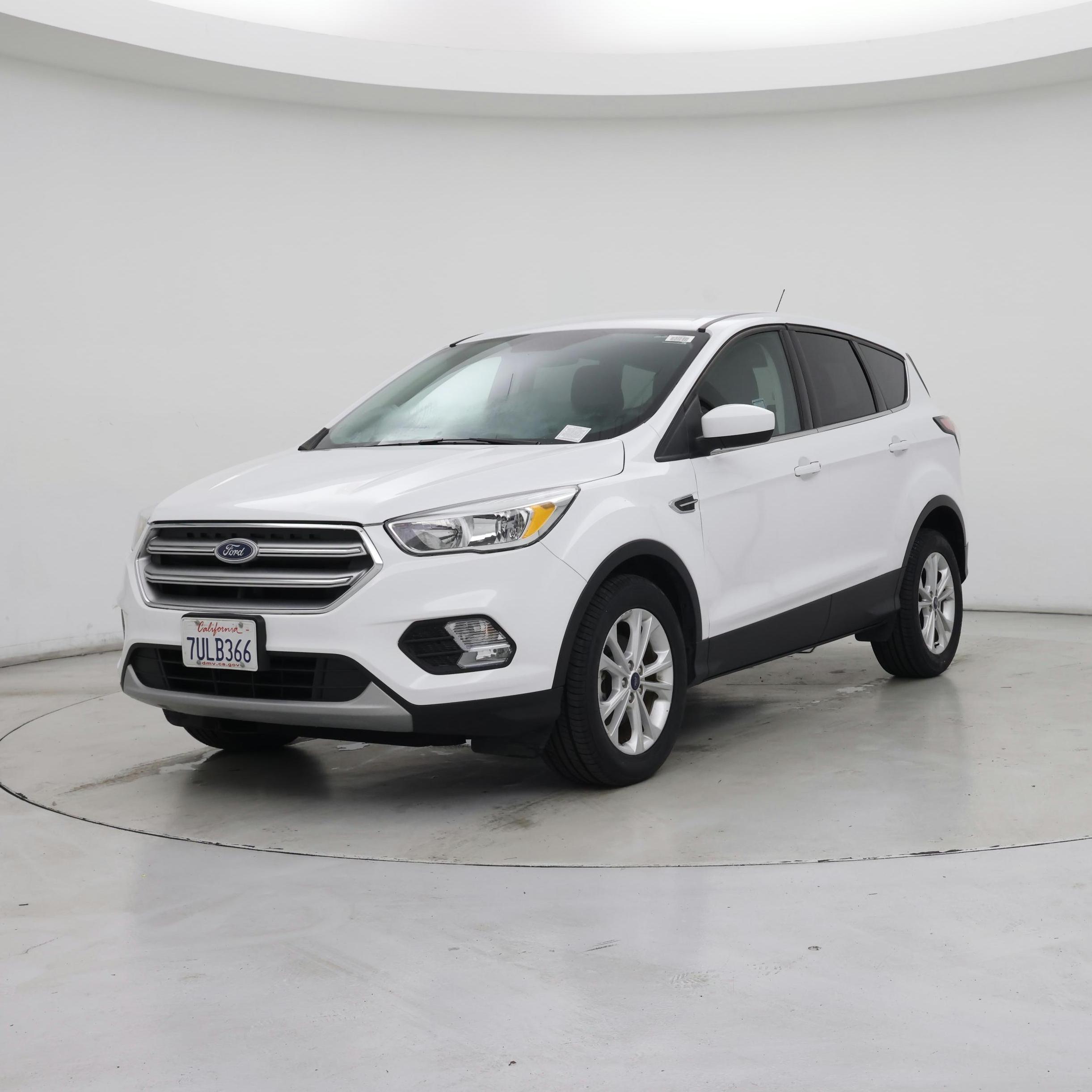 Thumbnail: 2017 Ford Escape - 4