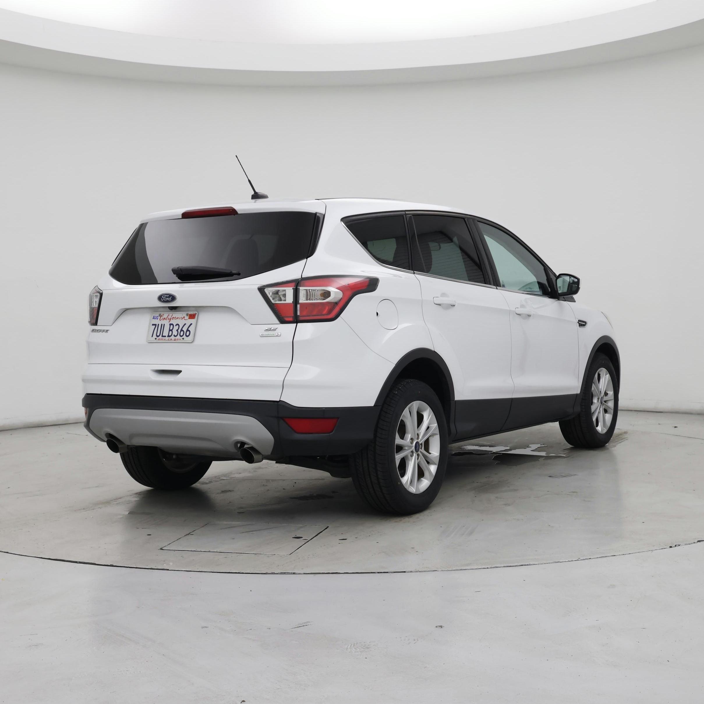 Thumbnail: 2017 Ford Escape - 8