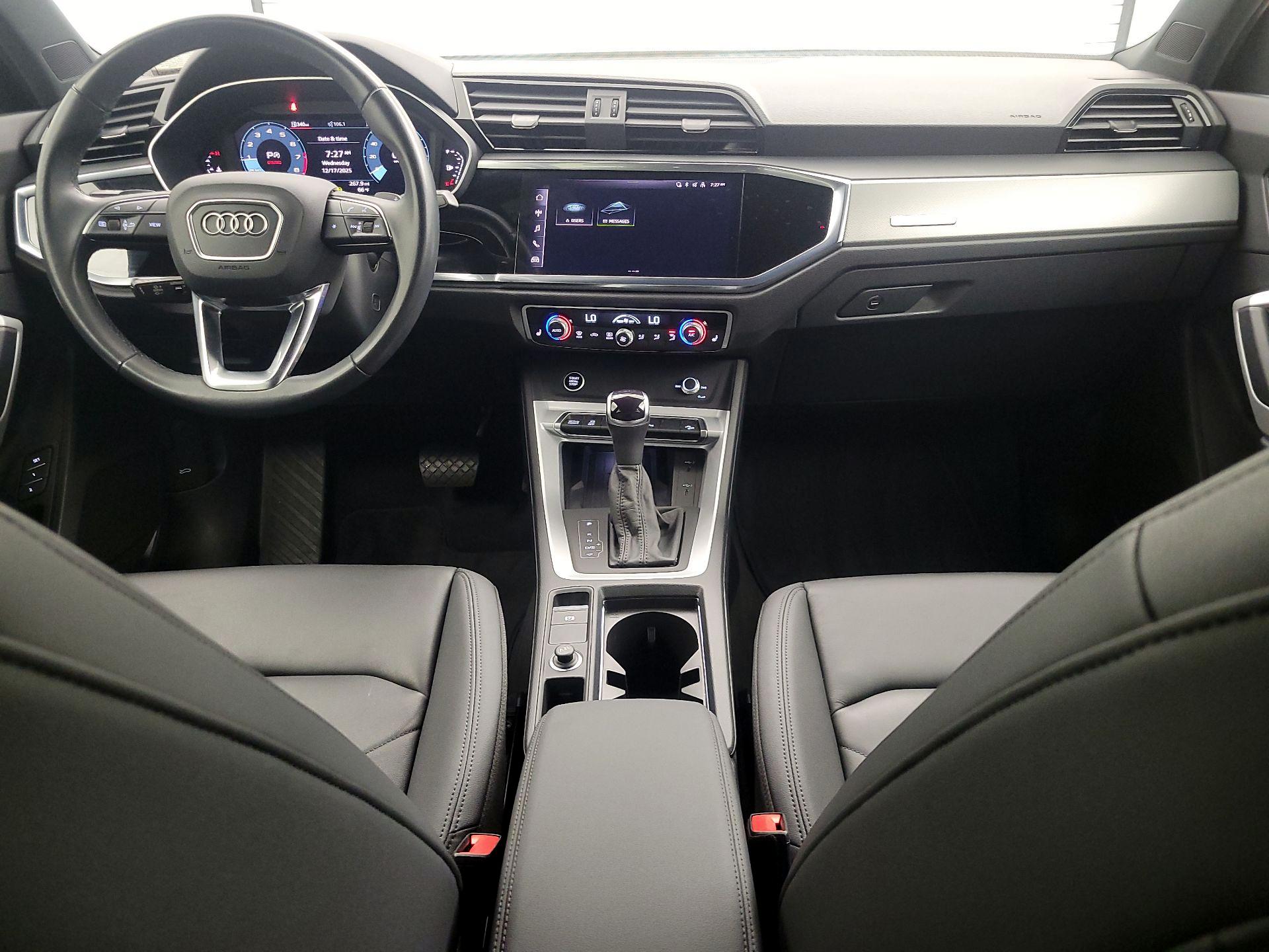 Thumbnail: 2024 Audi Q3 - 9