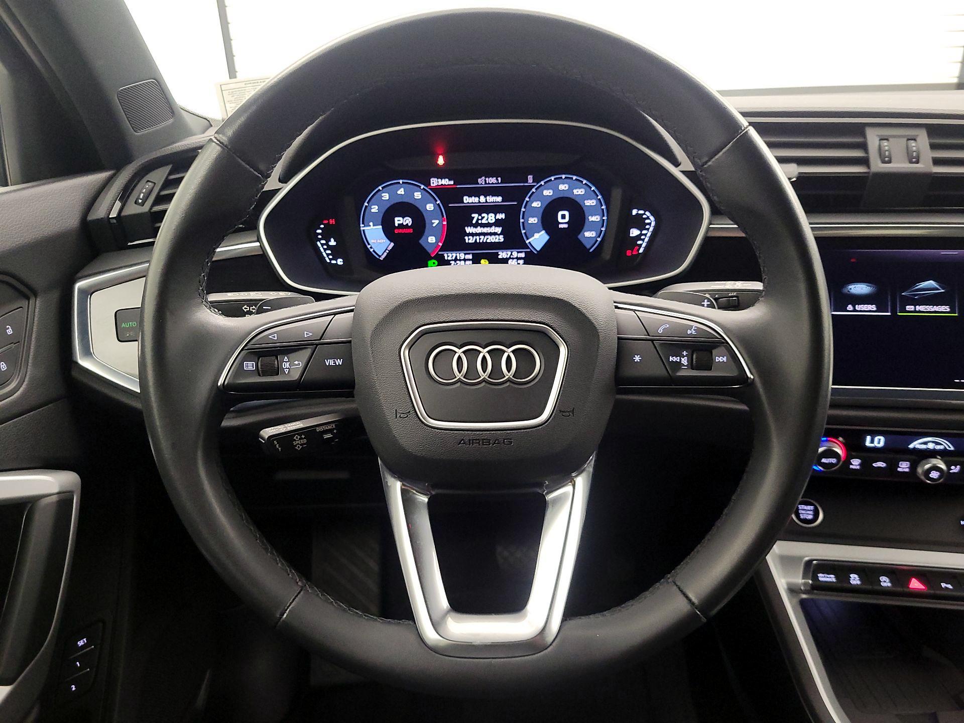 Thumbnail: 2024 Audi Q3 - 10