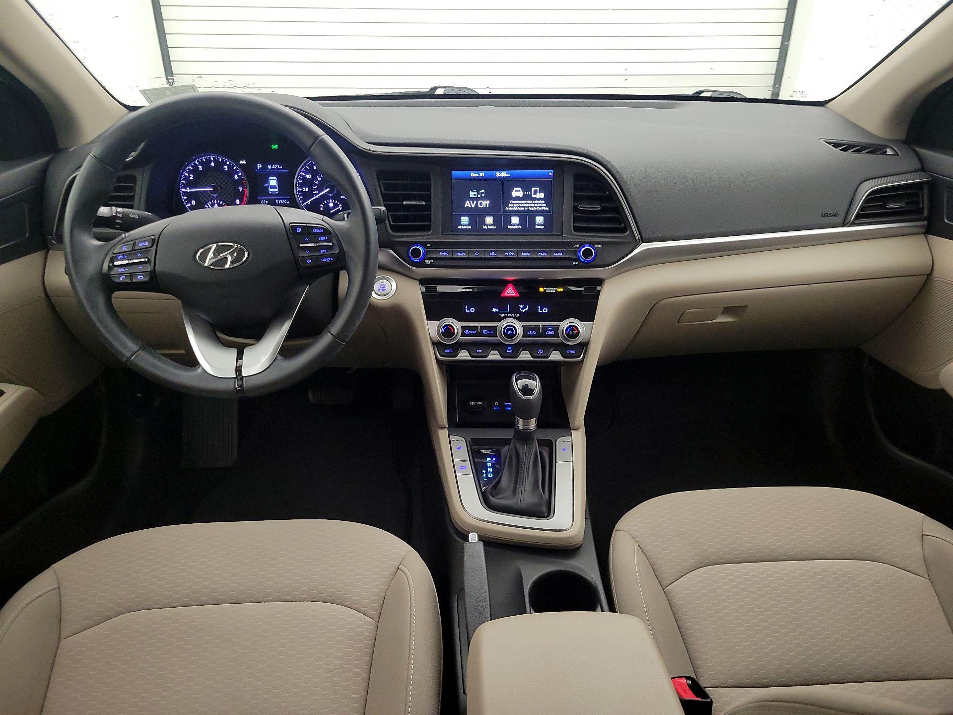 Thumbnail: 2019 Hyundai Elantra - 9