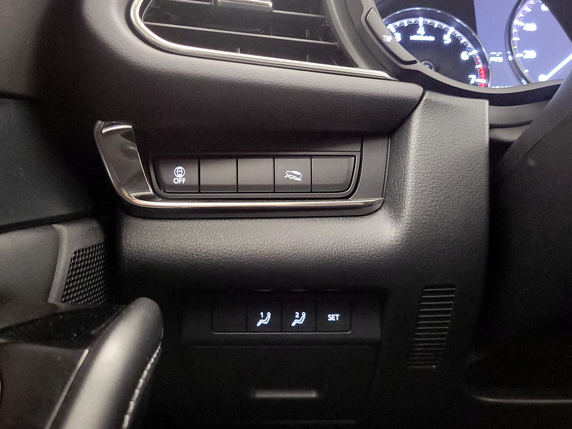 Thumbnail: 2023 Mazda CX-30 - 13