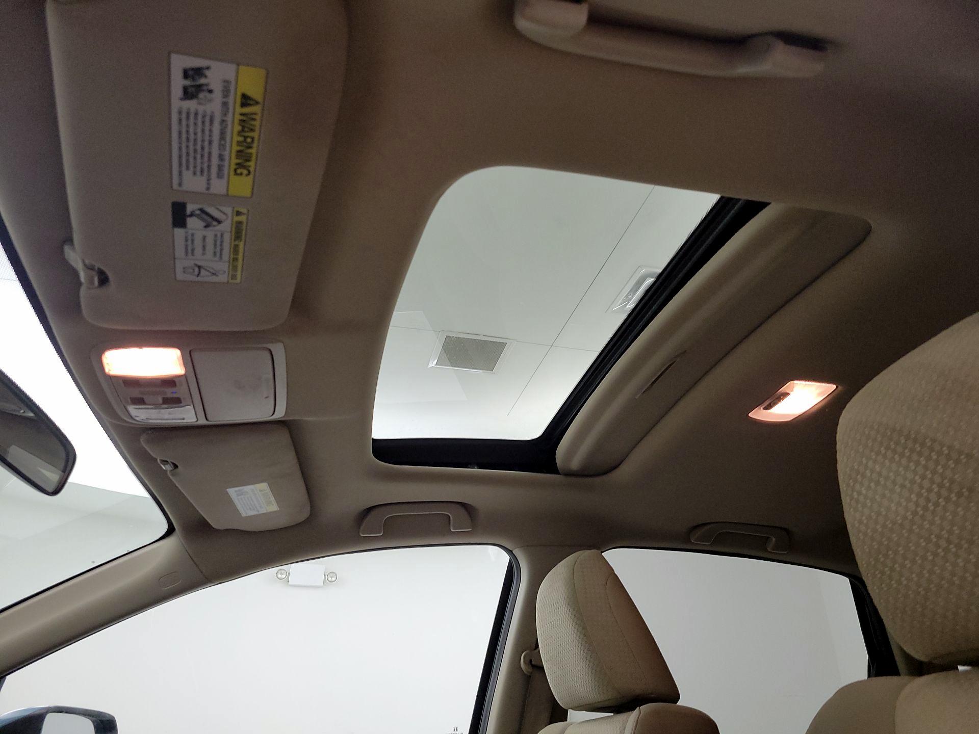 Thumbnail: 2016 Honda CR-V - 19