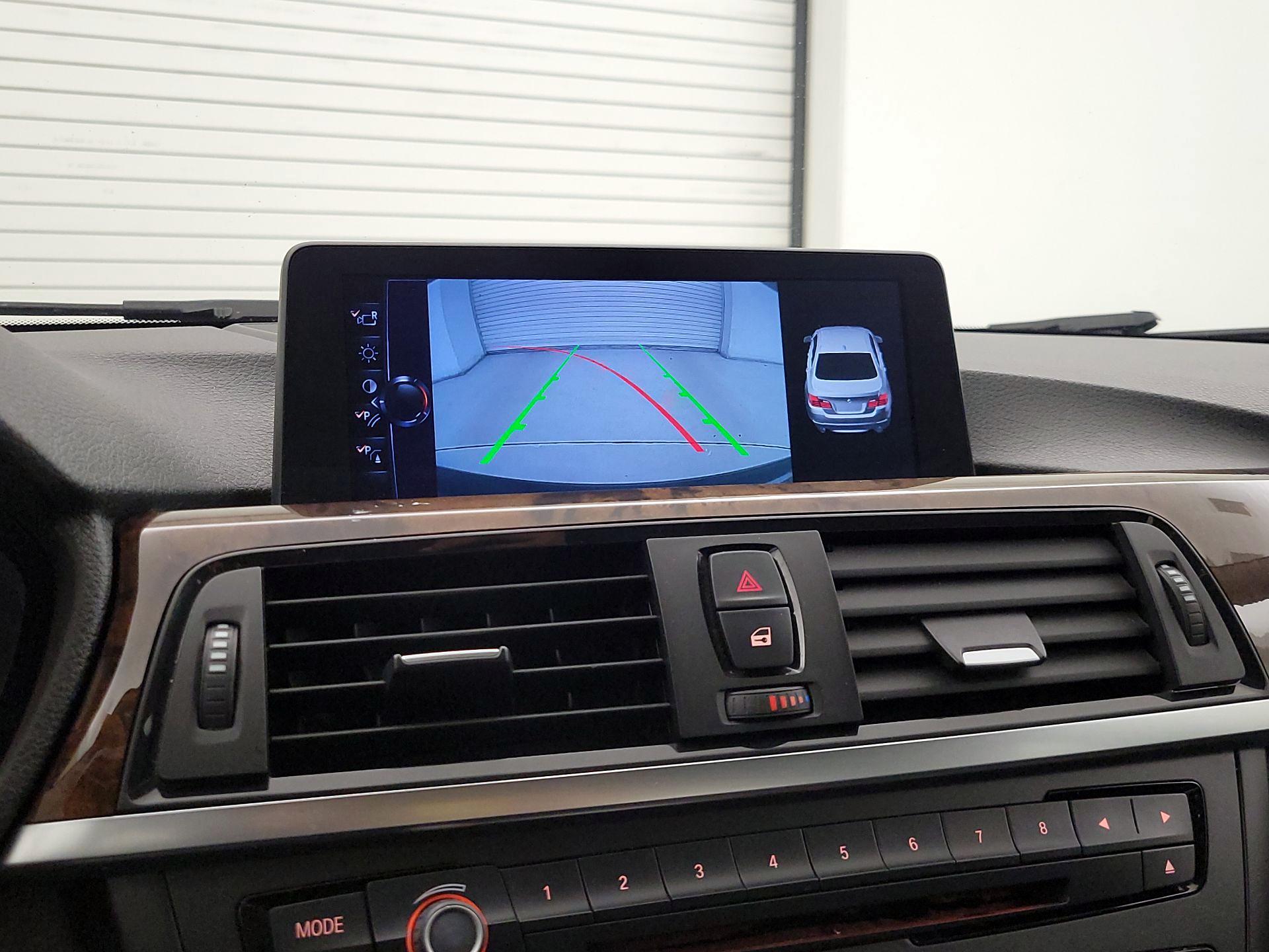 Thumbnail: 2015 BMW 3 Series - 15