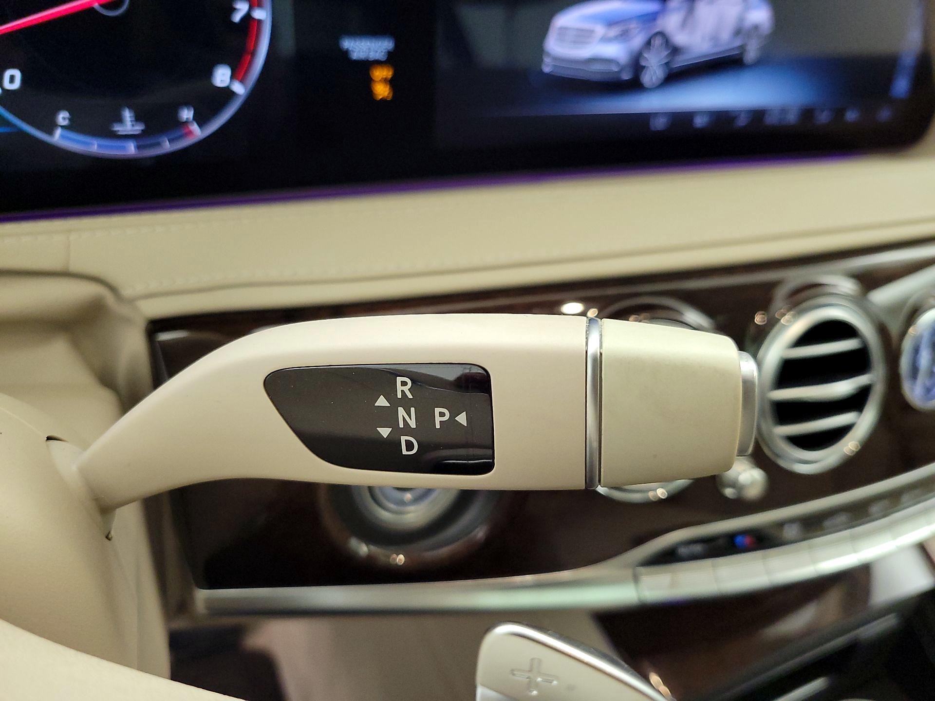 Thumbnail: 2019 Mercedes-Benz S-Class - 18