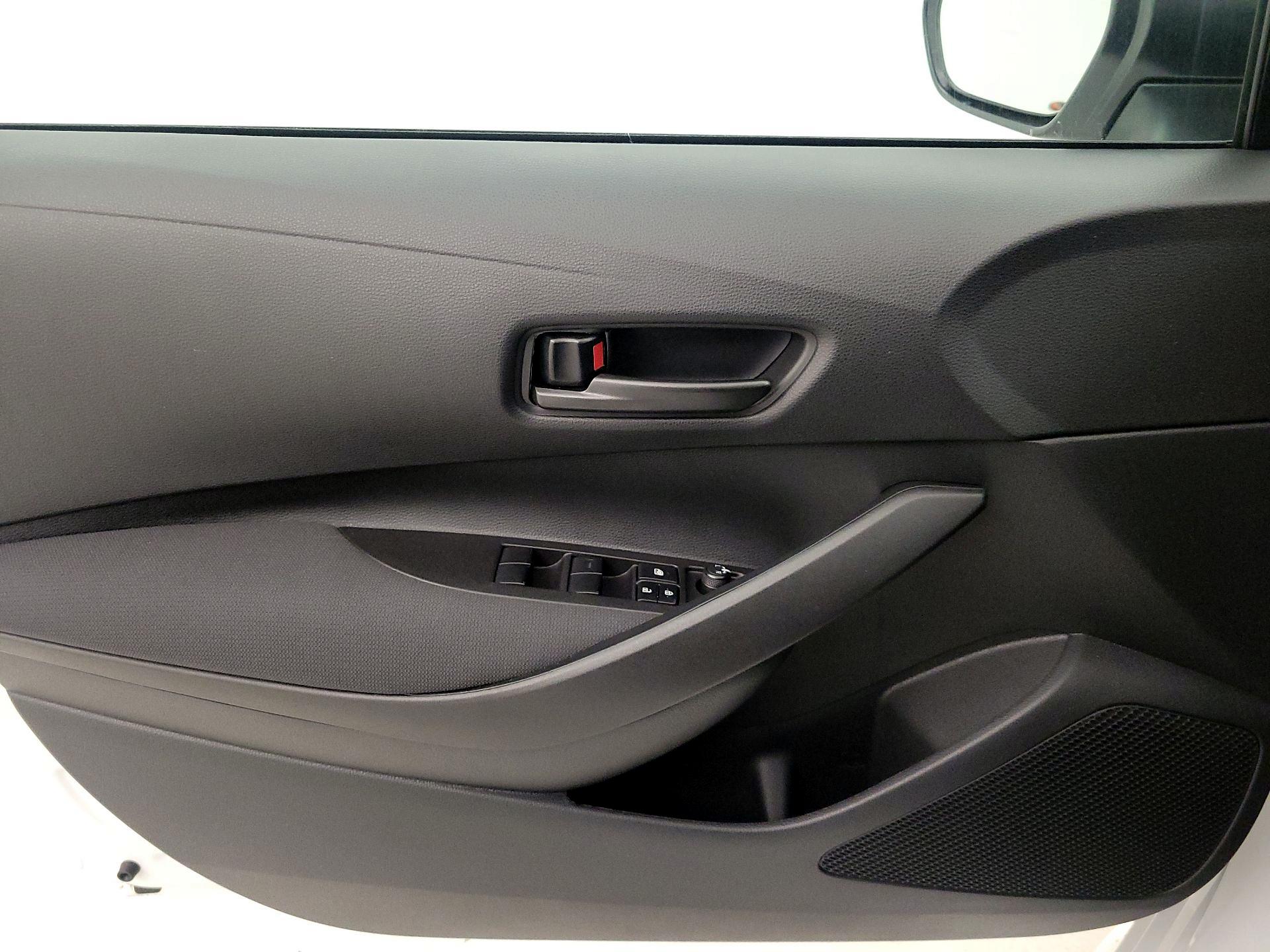 Thumbnail: 2025 Toyota Corolla - 12