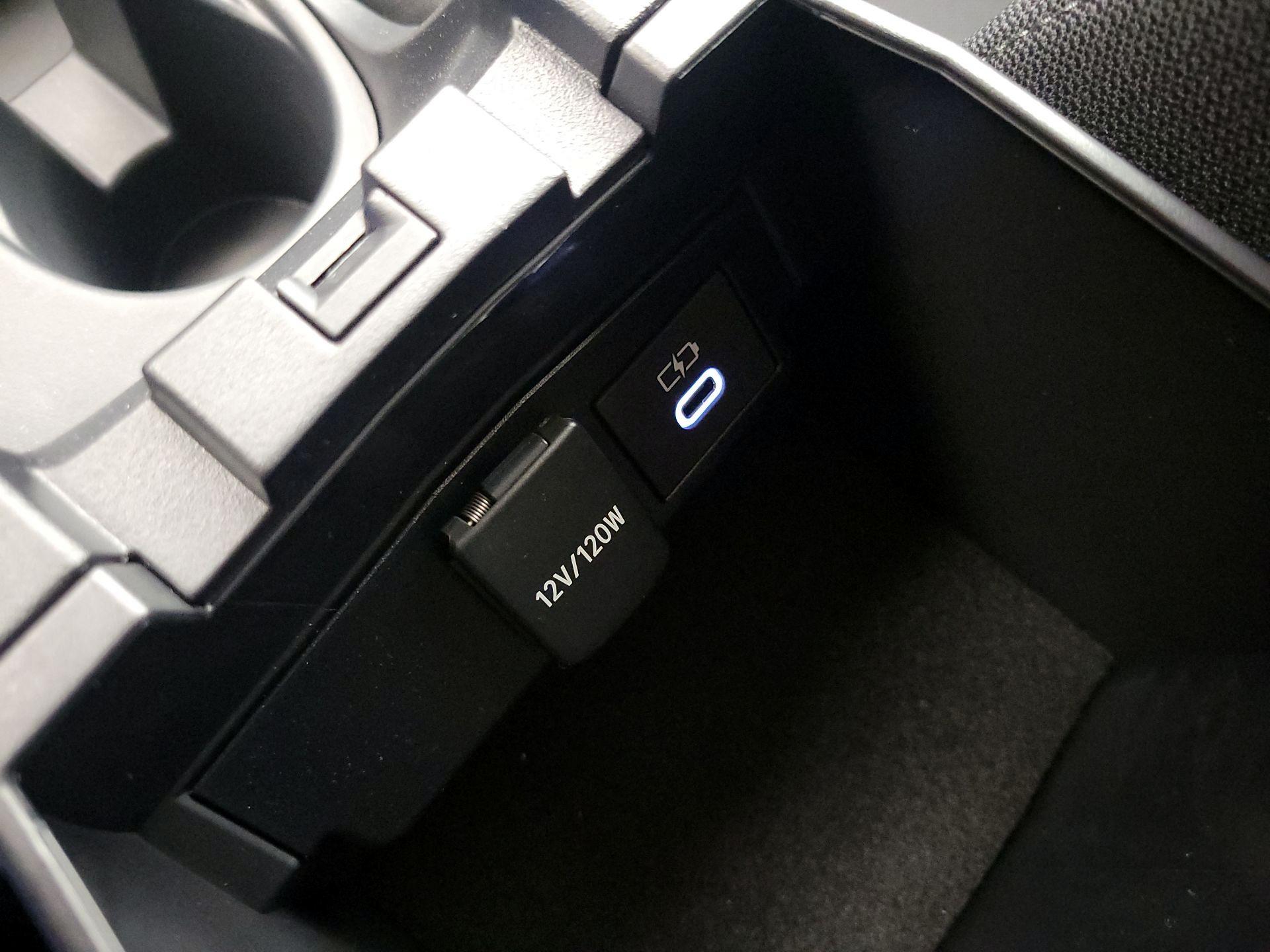 Thumbnail: 2025 Toyota Corolla - 19