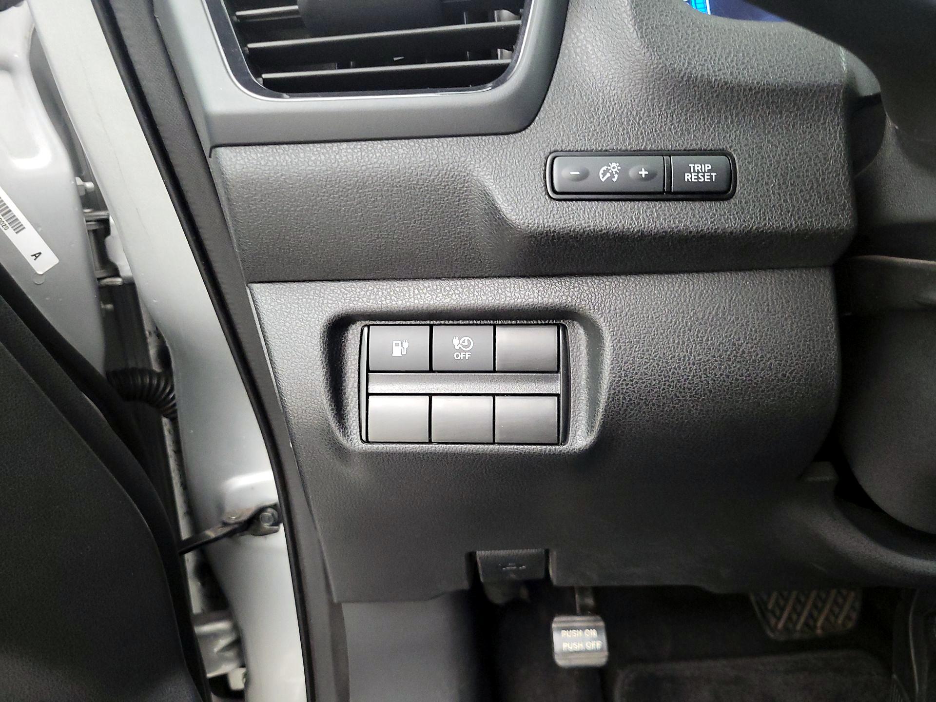 Thumbnail: 2019 Nissan Leaf - 13