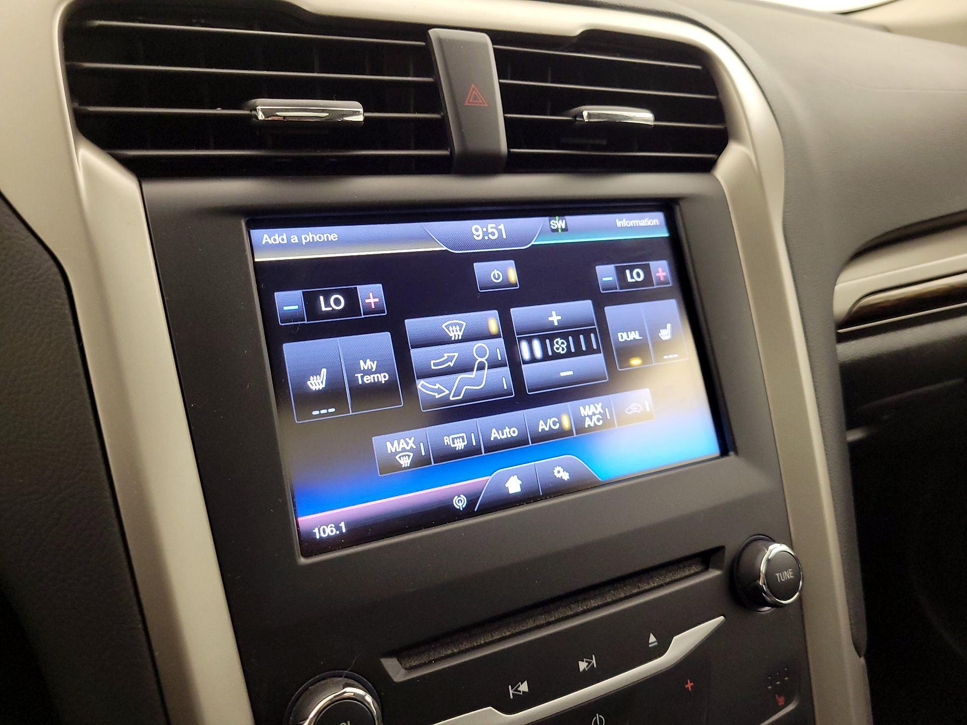 Thumbnail: 2014 Ford Fusion - 16