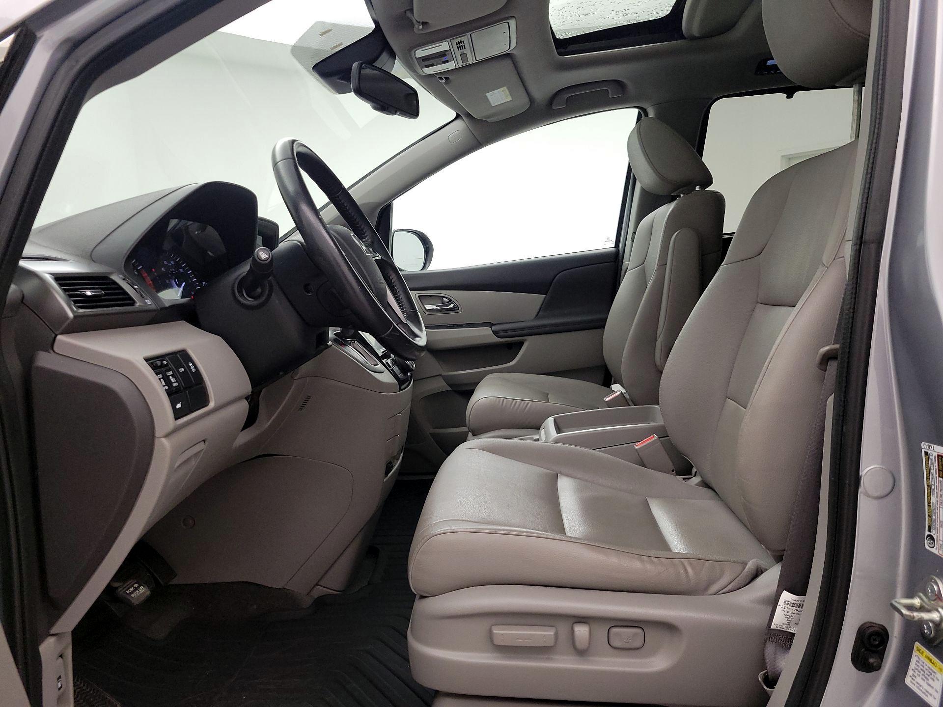 Thumbnail: 2017 Honda Odyssey - 11