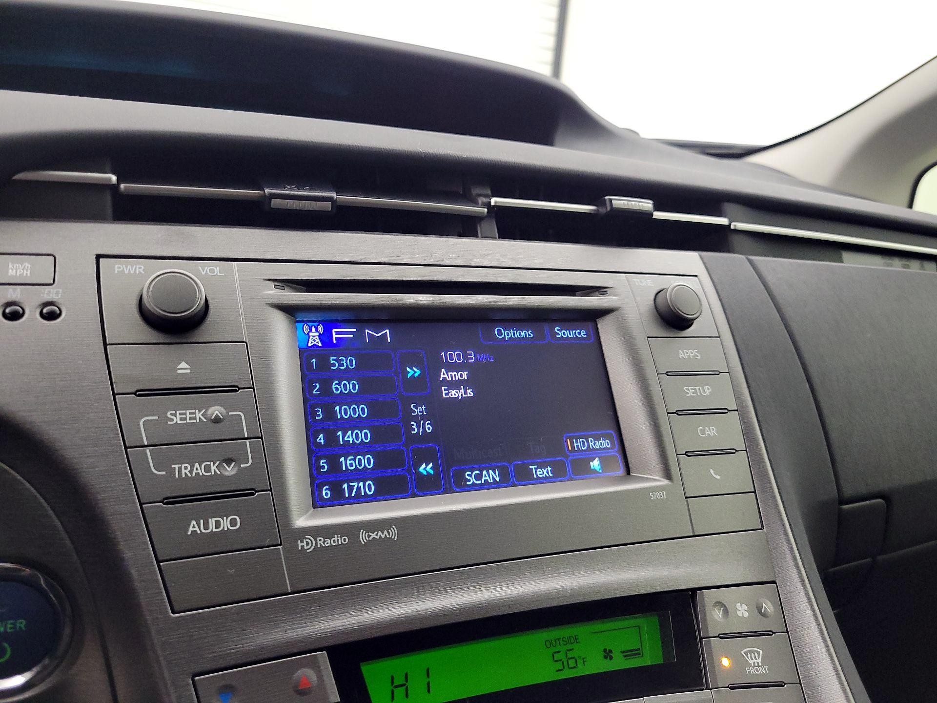 Thumbnail: 2015 Toyota Prius - 15