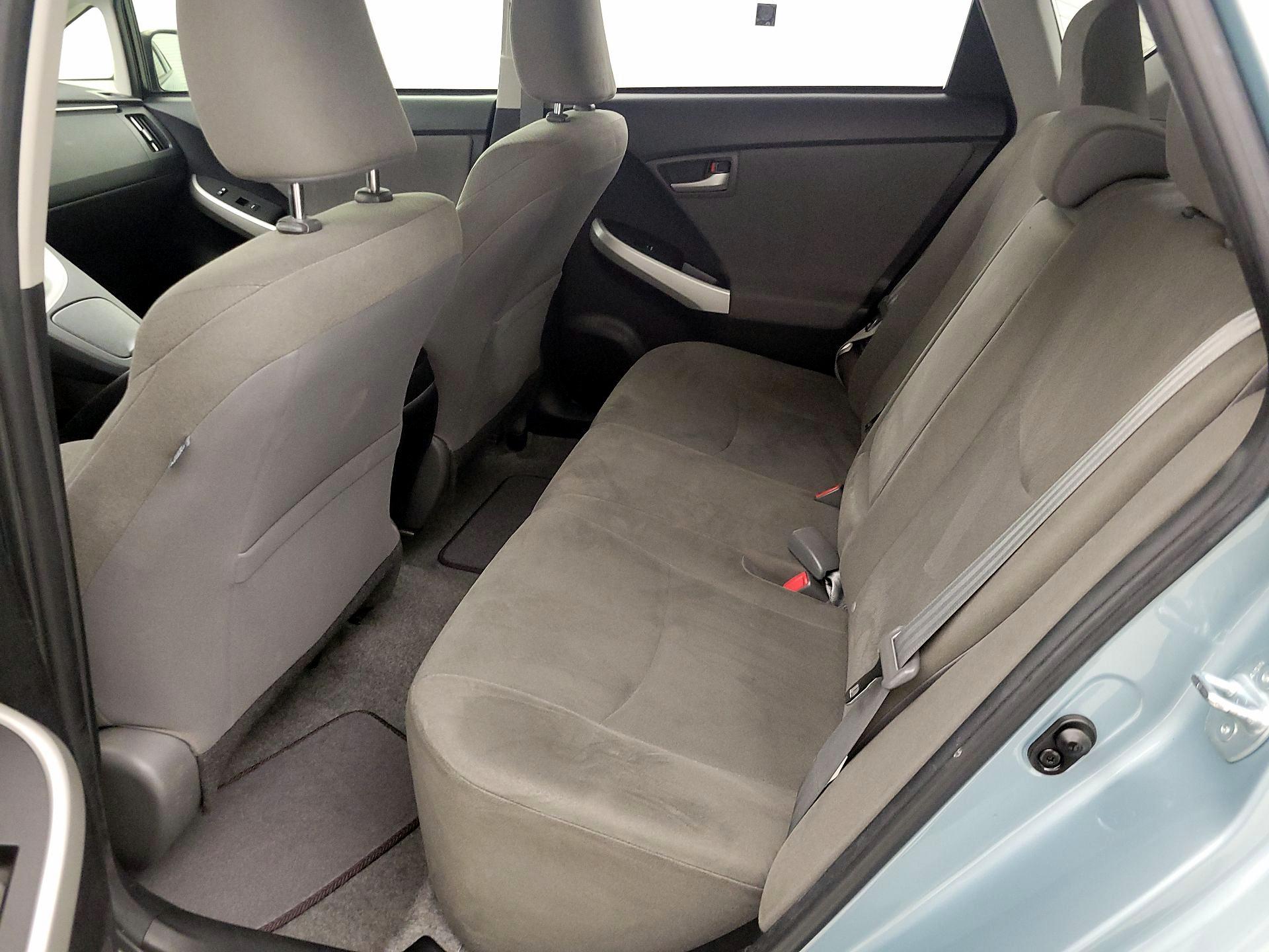 Thumbnail: 2015 Toyota Prius - 19