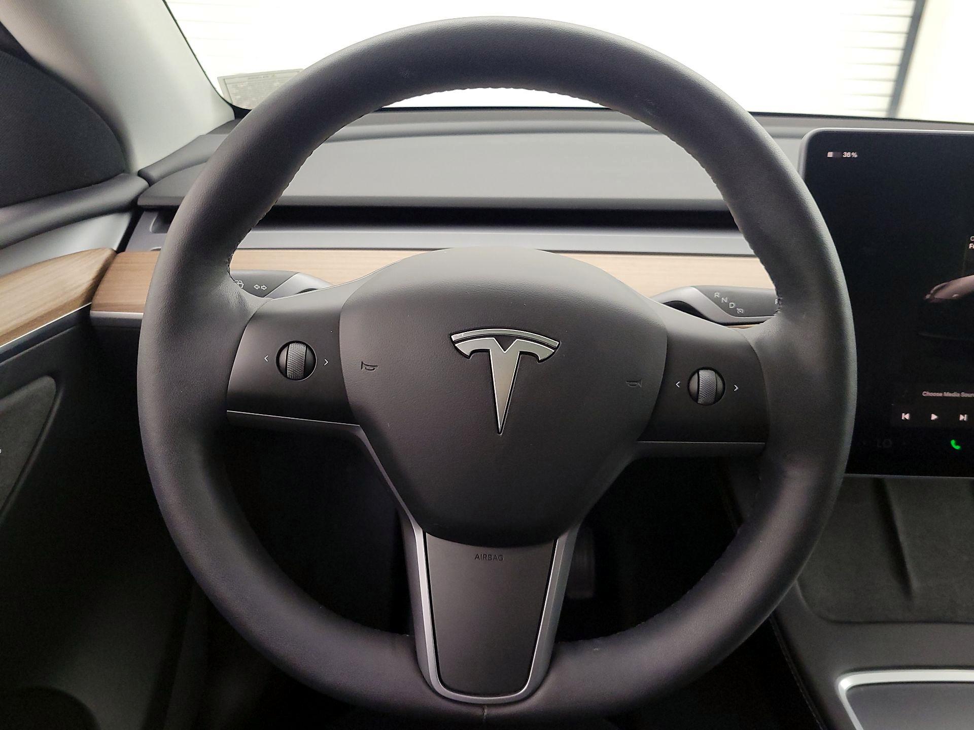 Thumbnail: 2022 Tesla Model Y - 10