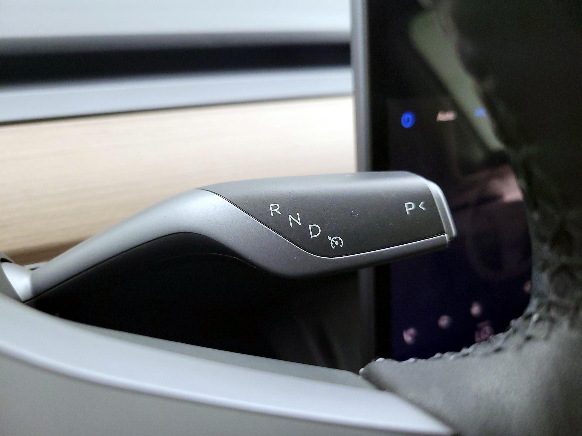 Thumbnail: 2022 Tesla Model Y - 17