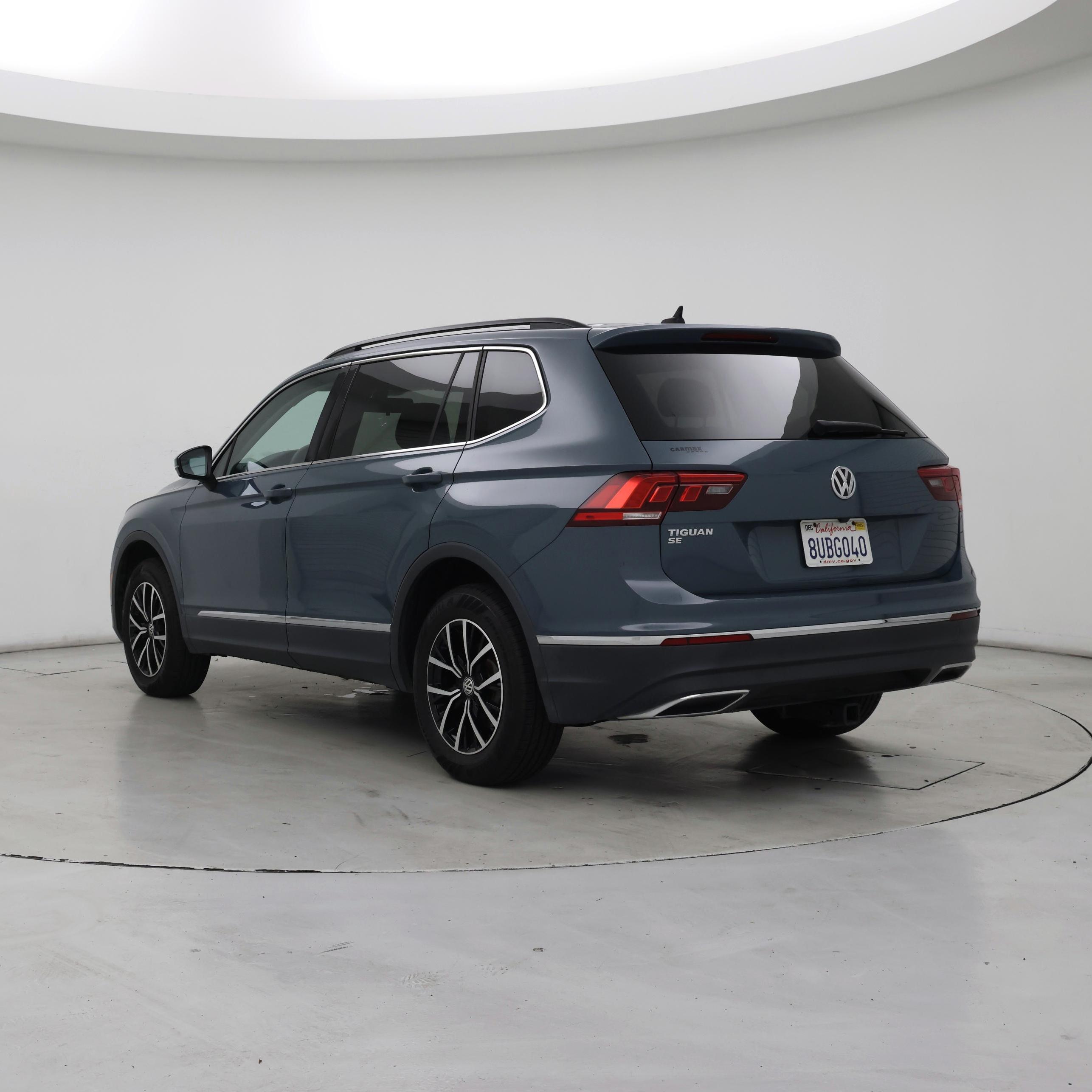 Thumbnail: 2021 Volkswagen Tiguan - 2