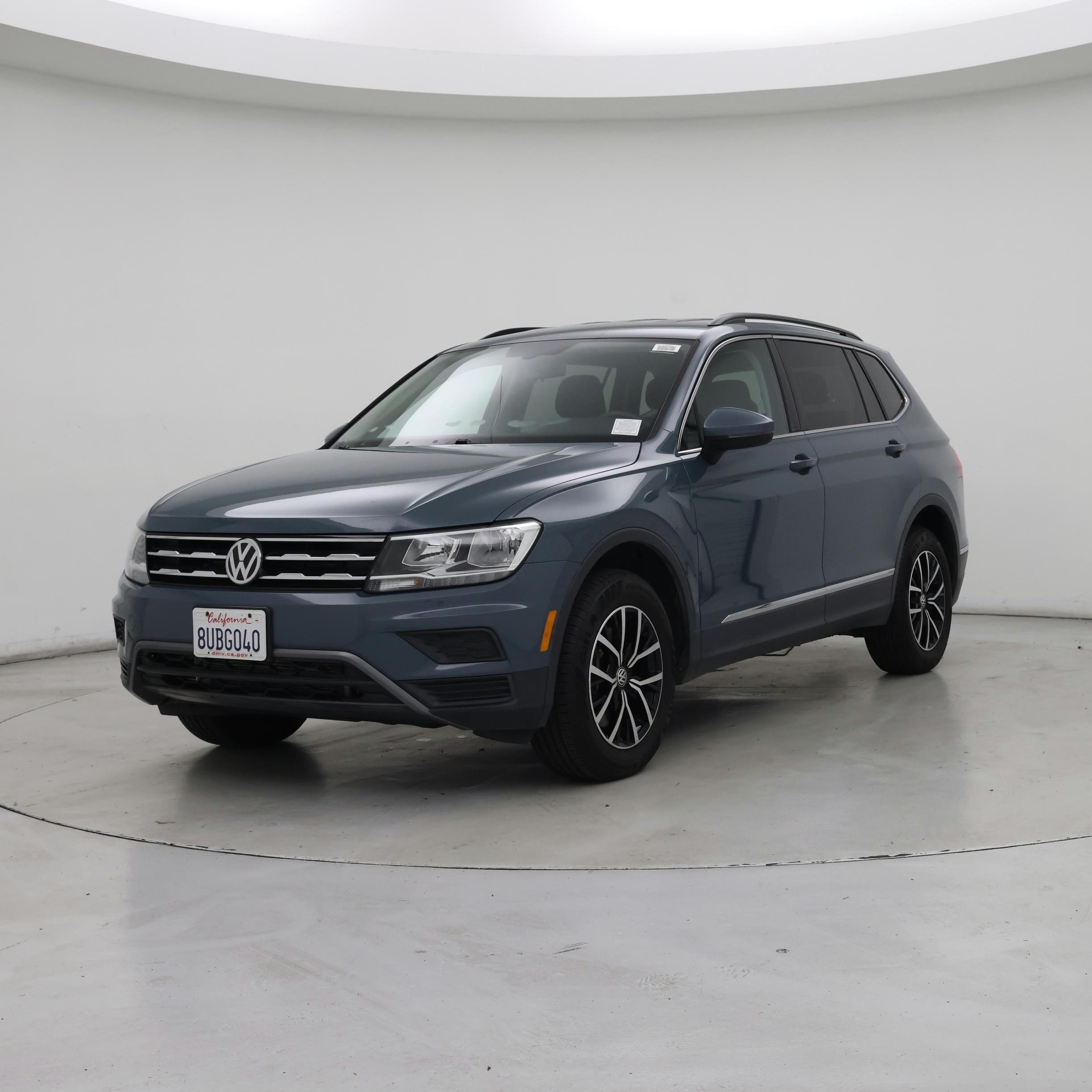 Thumbnail: 2021 Volkswagen Tiguan - 4