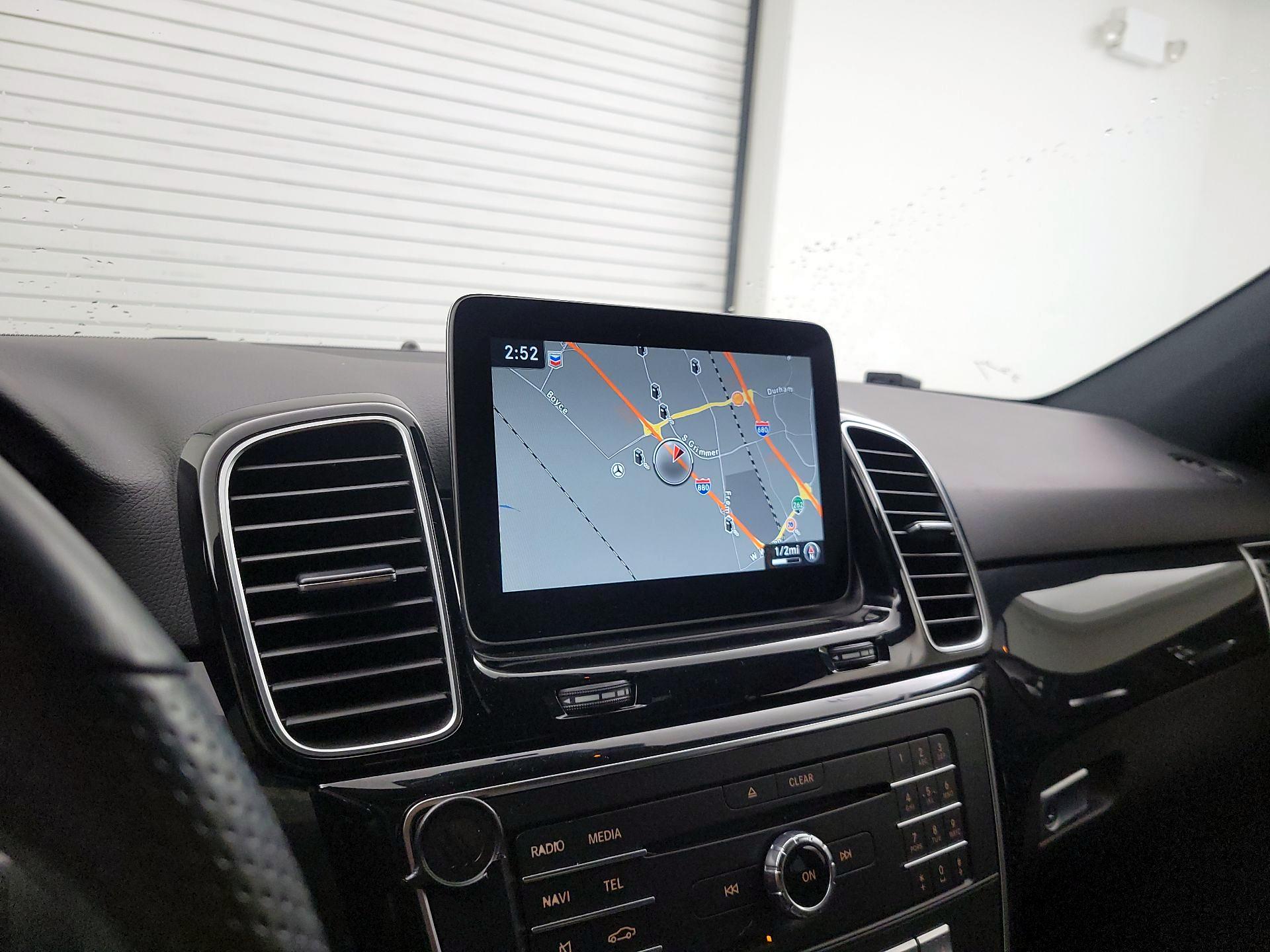 Thumbnail: 2017 Mercedes-Benz GLE - 14