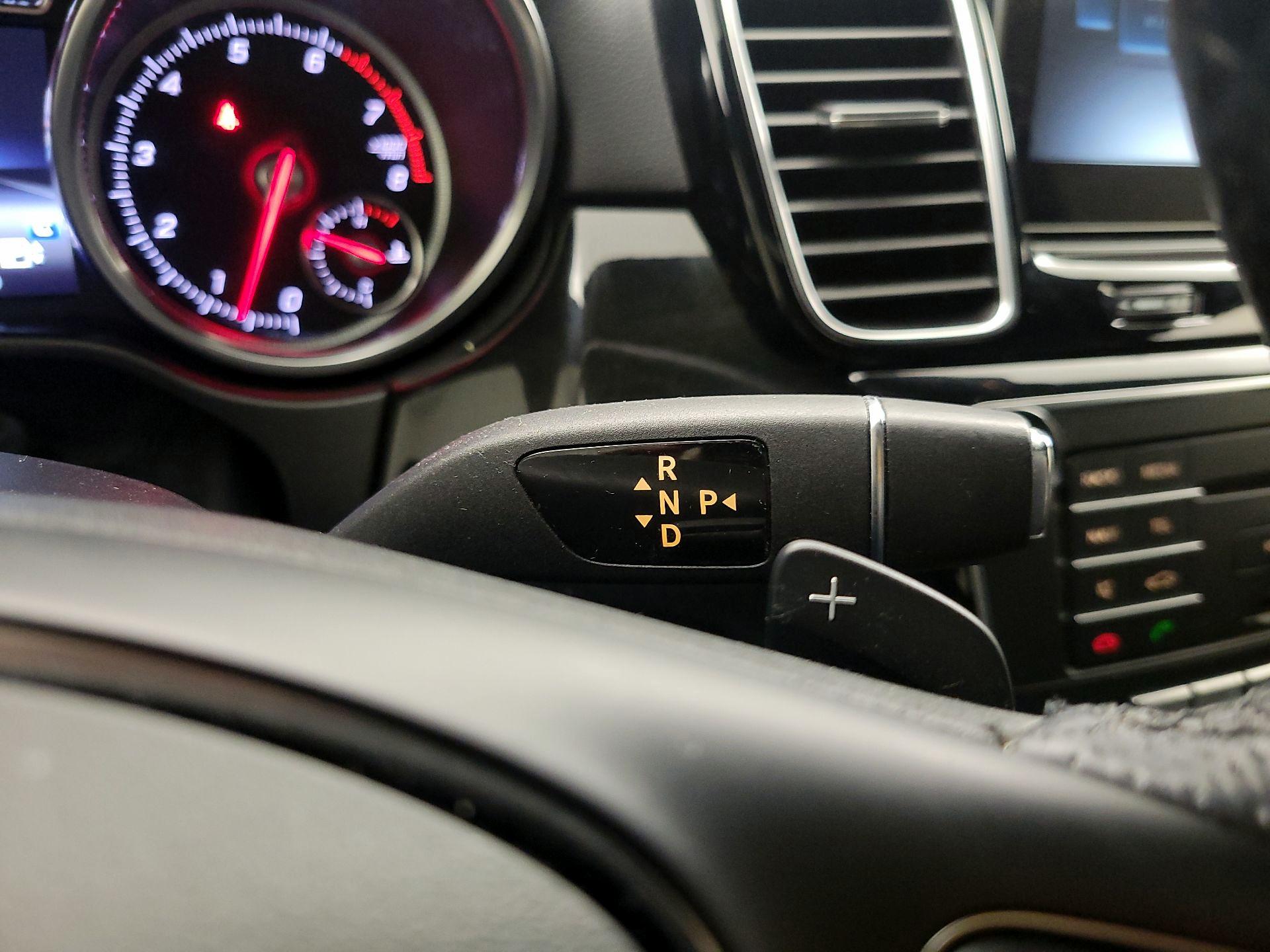 Thumbnail: 2017 Mercedes-Benz GLE - 18