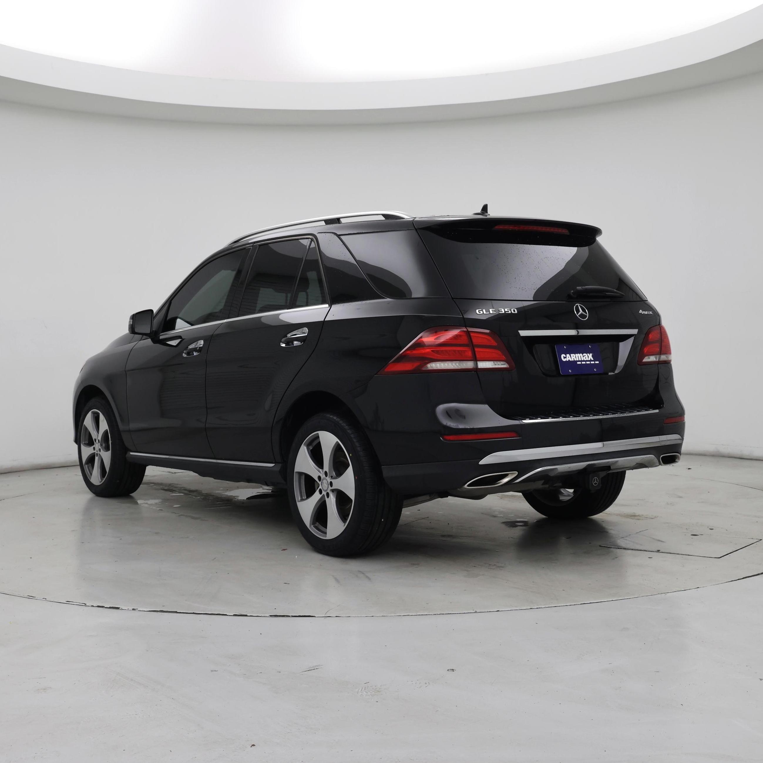 Thumbnail: 2017 Mercedes-Benz GLE - 2