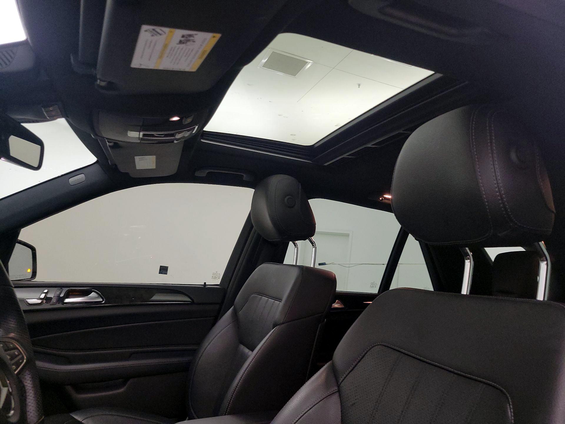 Thumbnail: 2017 Mercedes-Benz GLE - 20