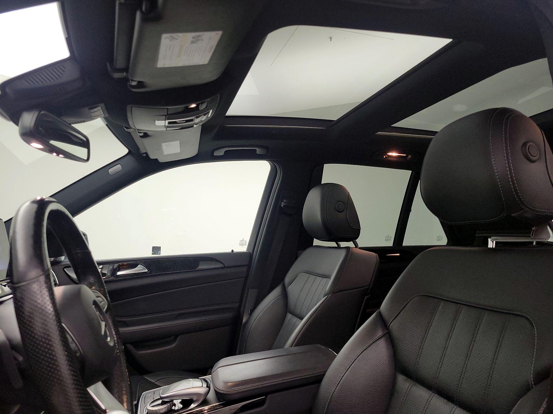 Thumbnail: 2018 Mercedes-Benz GLE - 20