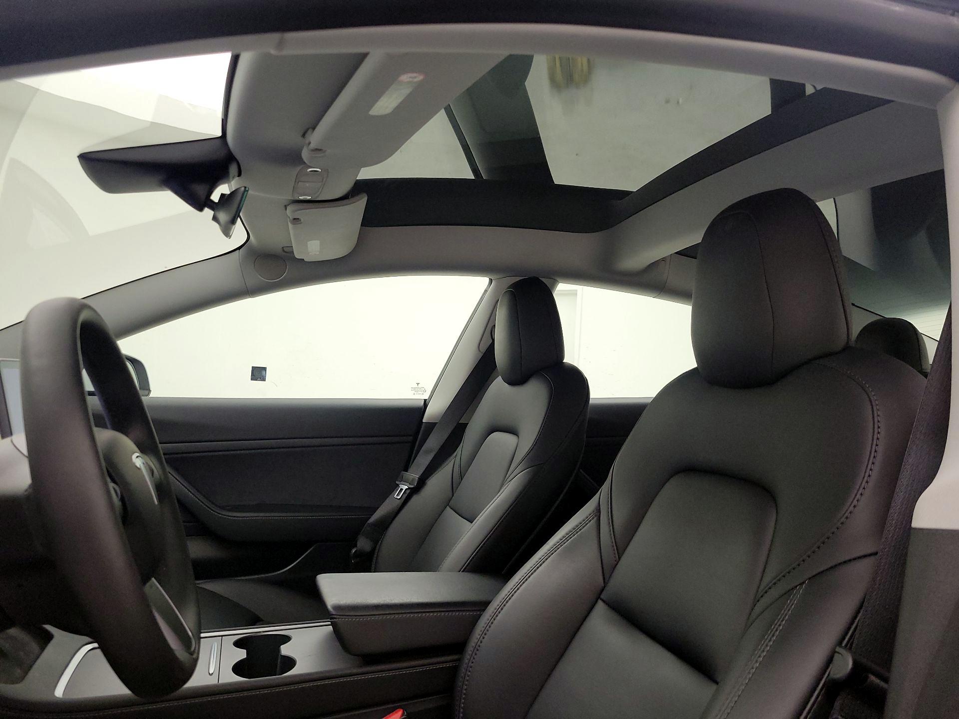 Thumbnail: 2021 Tesla Model 3 - 18