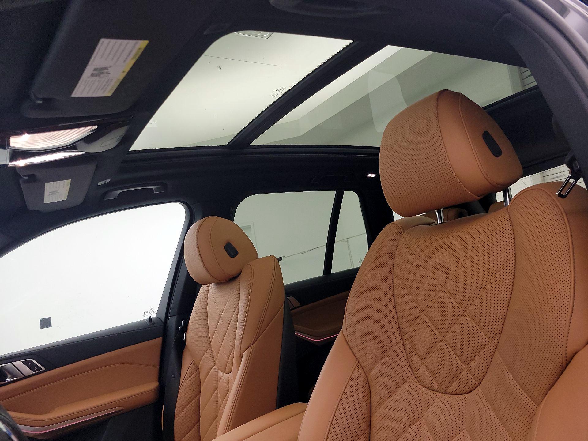 Thumbnail: 2023 BMW X5 - 20