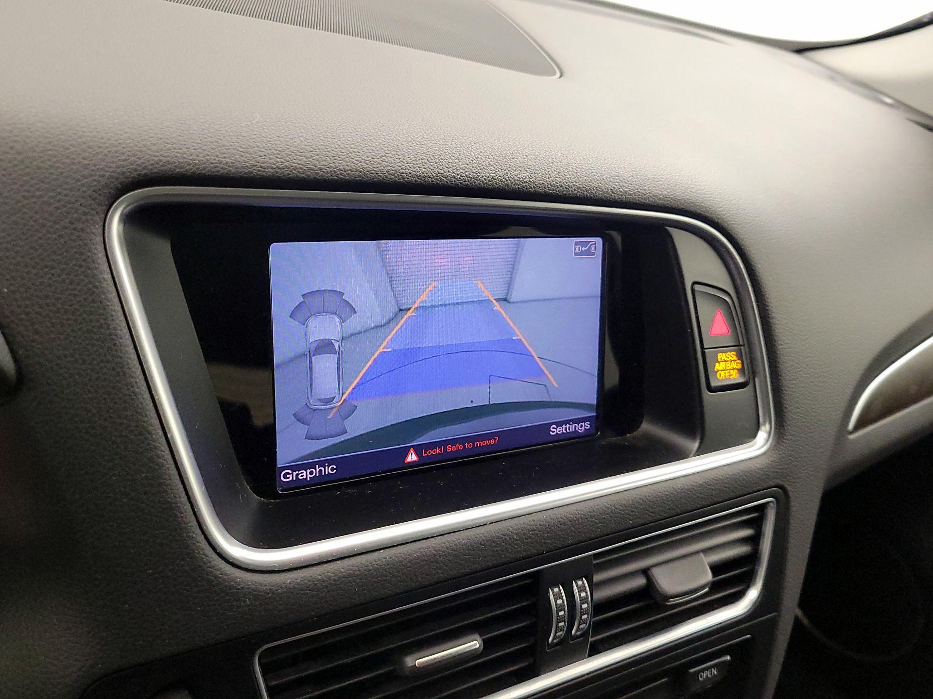 Thumbnail: 2016 Audi Q5 - 15