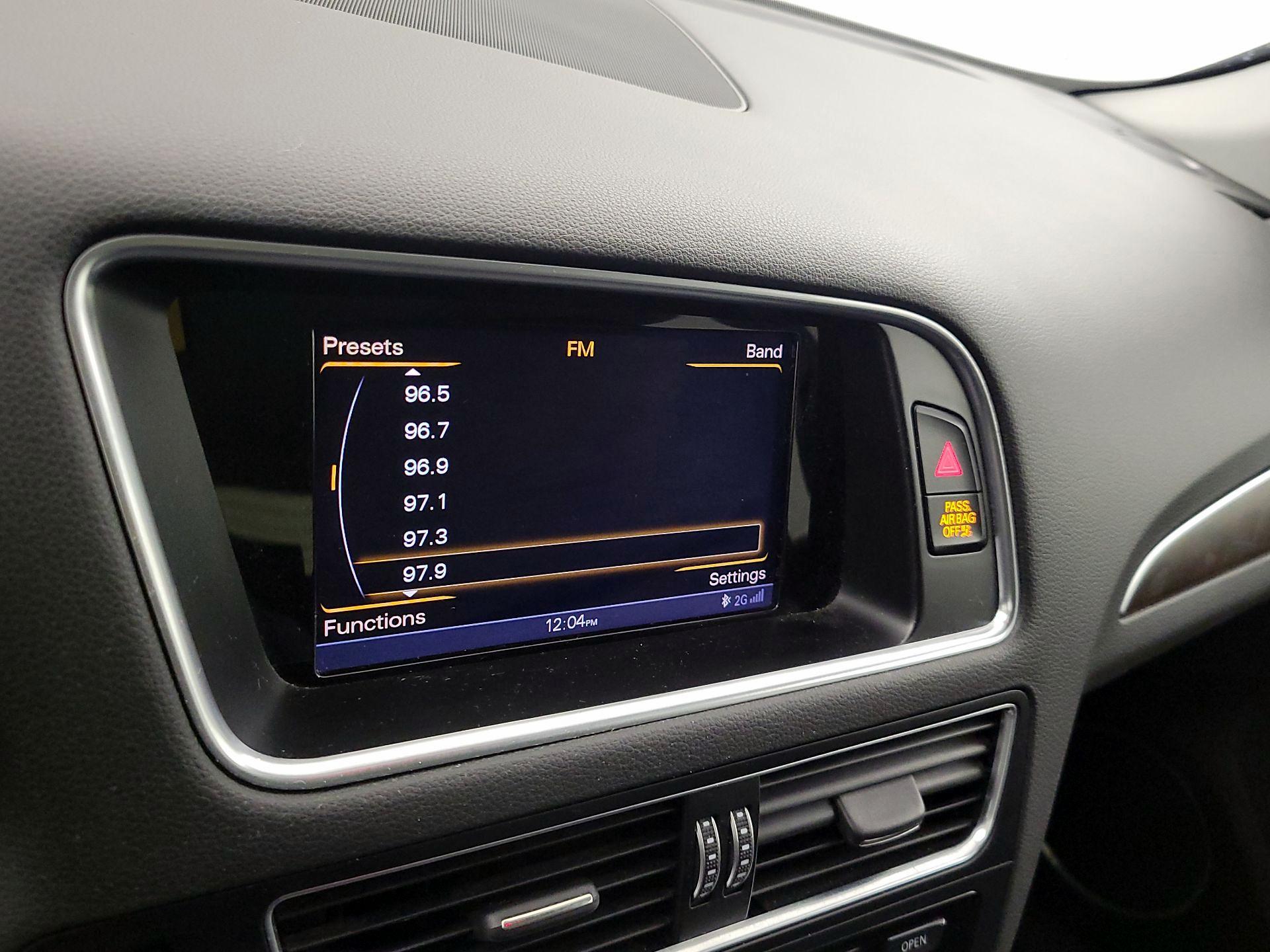 Thumbnail: 2016 Audi Q5 - 16