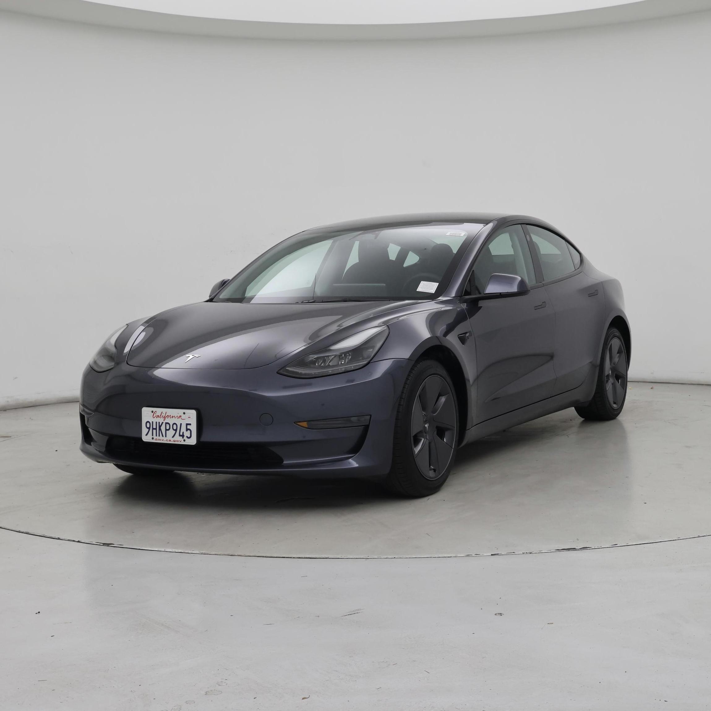 Thumbnail: 2023 Tesla Model 3 - 4