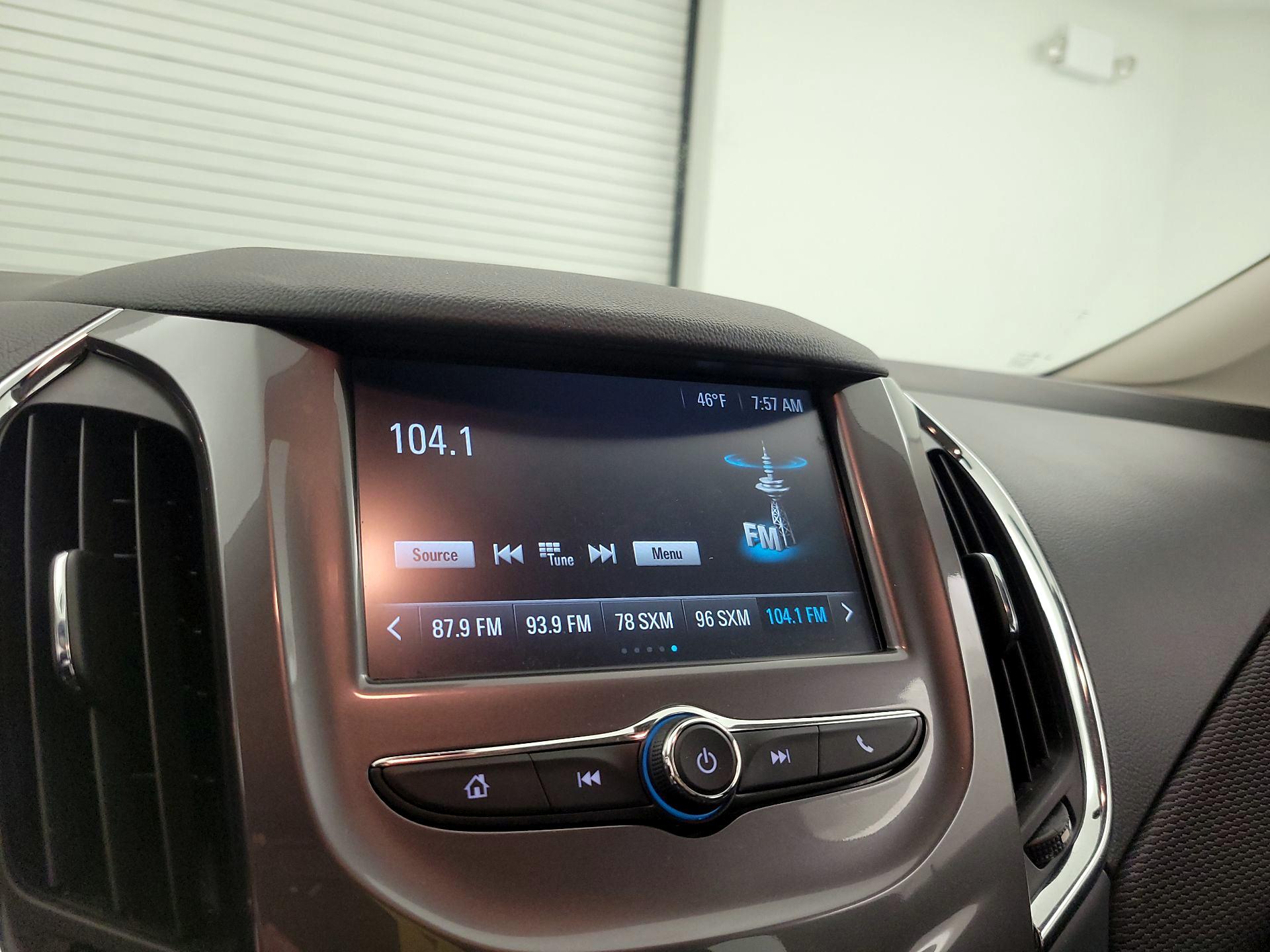 Thumbnail: 2017 Chevrolet Cruze - 15